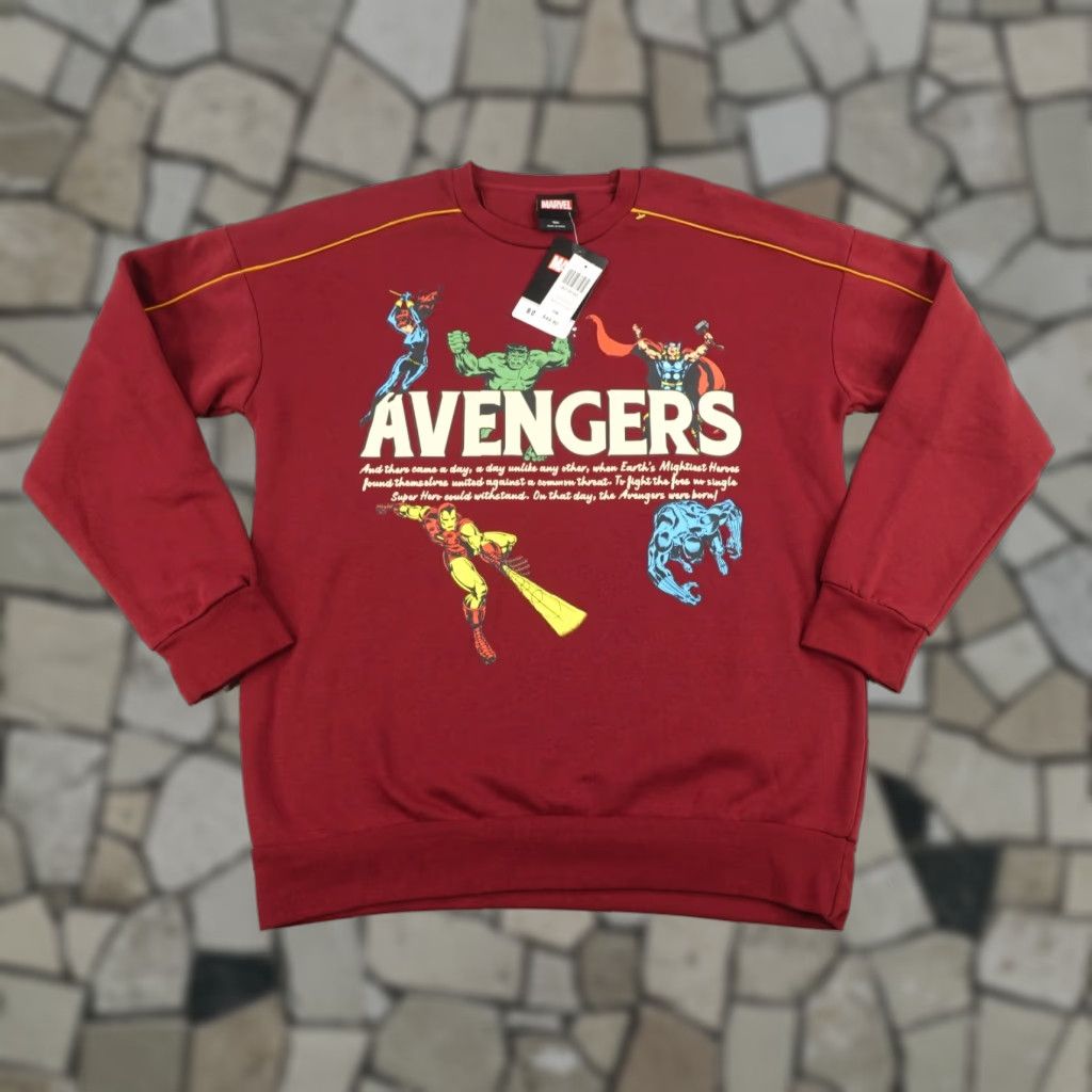 Vintage Marvel Sweatshirt Mens Medium Red The Avengers Group Shot Crewneck Sweater NEW Size US M / EU 48-50 / 2 - 1 Thumbnail