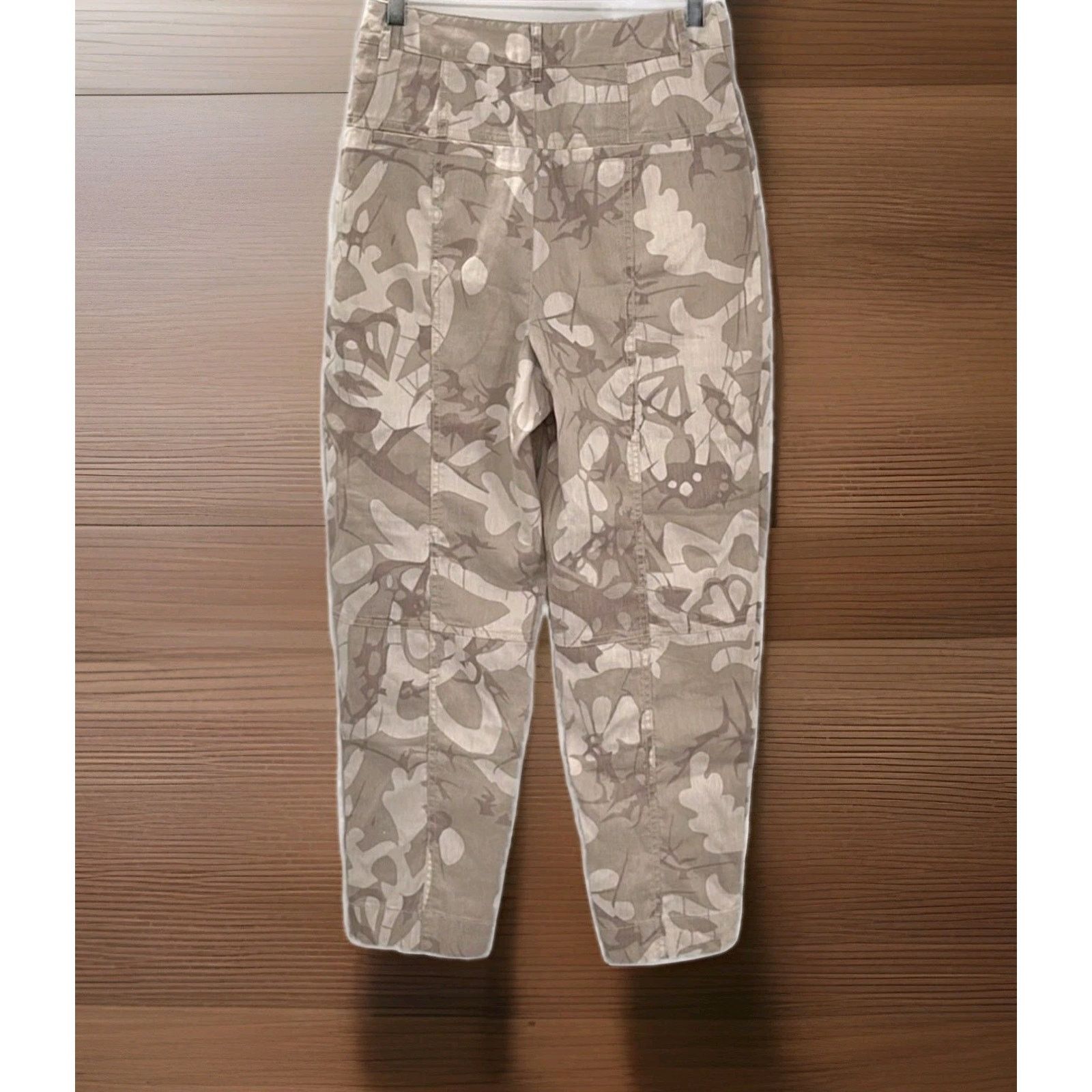 Anthropologie Anthropologie Pants Frannie Linen Blend Tapered Camo 20W Size 40" / US 18 - 5 Thumbnail