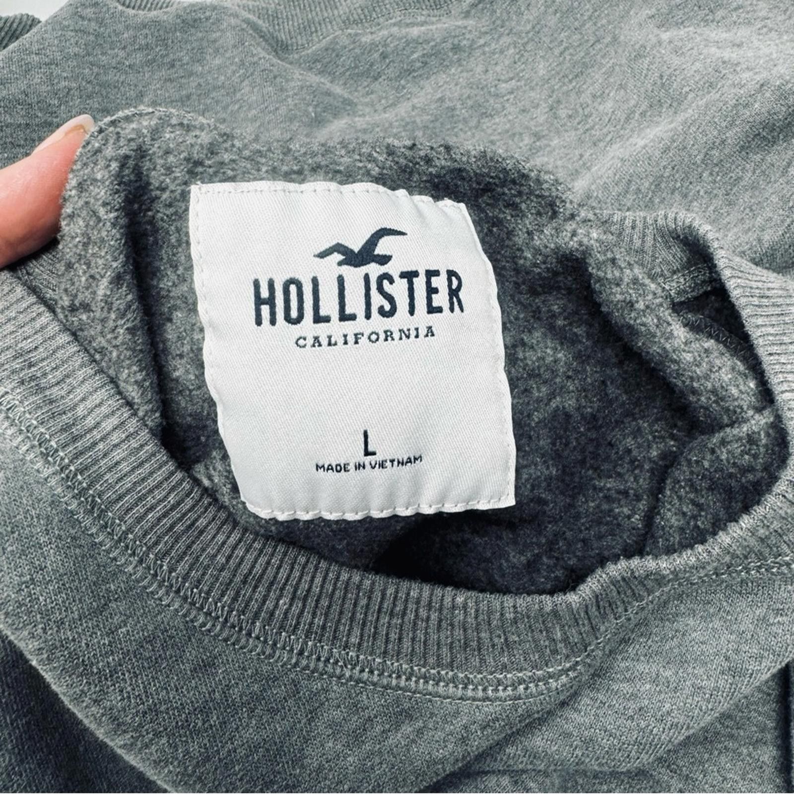 Abercrombie & Fitch Hollister. California Women’s Gray Sweatshirt. Size Large. Size L / US 10 / IT 46 - 2 Thumbnail