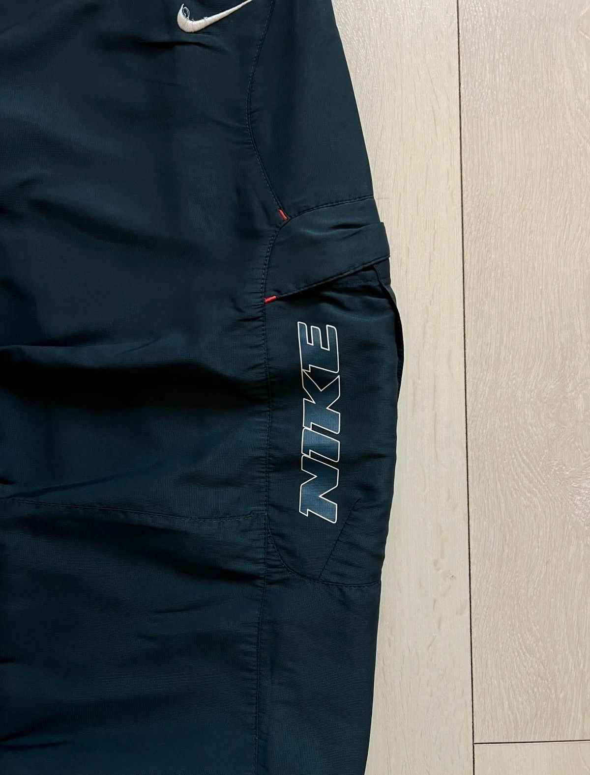 Nike Nike Vintage trackpants y2k streetwear Rare . Size US 32 / EU 48 - 2 Thumbnail