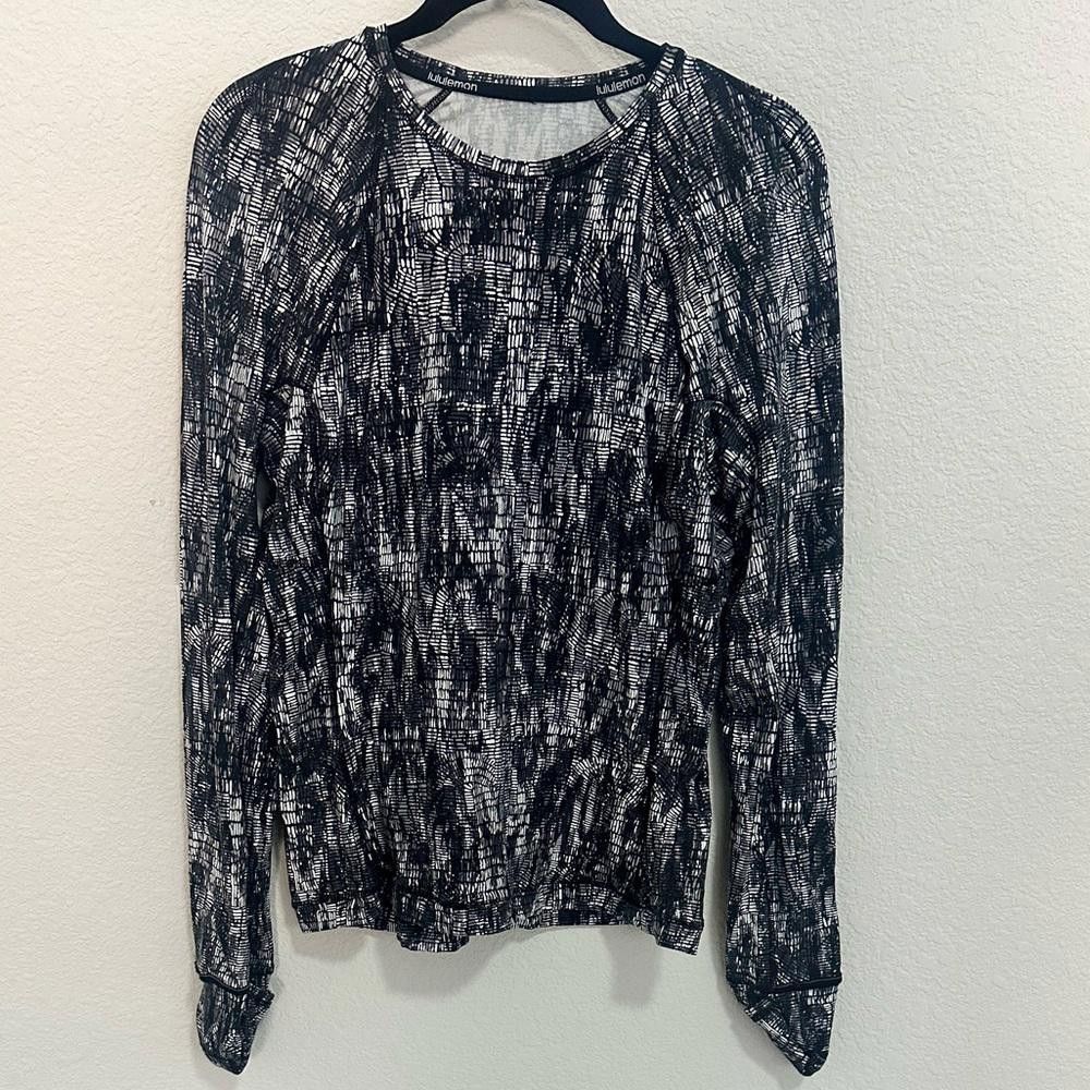 Lululemon Lululemon Its Rulu Run Shirt Alpine White Black 12 Size XL / US 12-14 / IT 48-50 - 4 Thumbnail