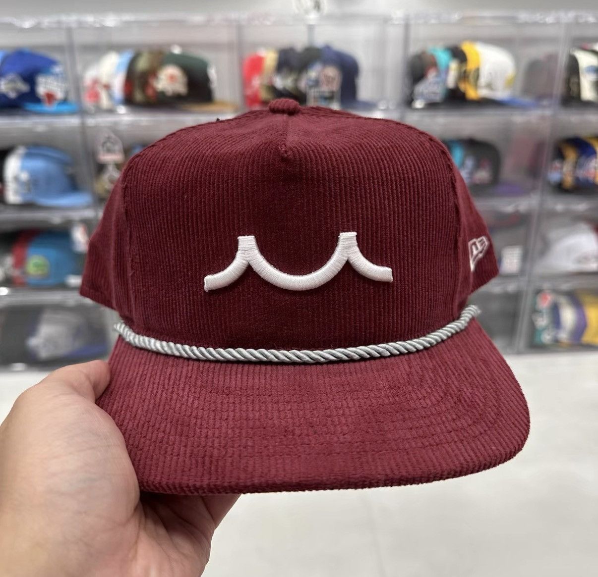 New Era New Era MILO Corduroy Flat Brim Cap J32 Size ONE SIZE - 1 Thumbnail