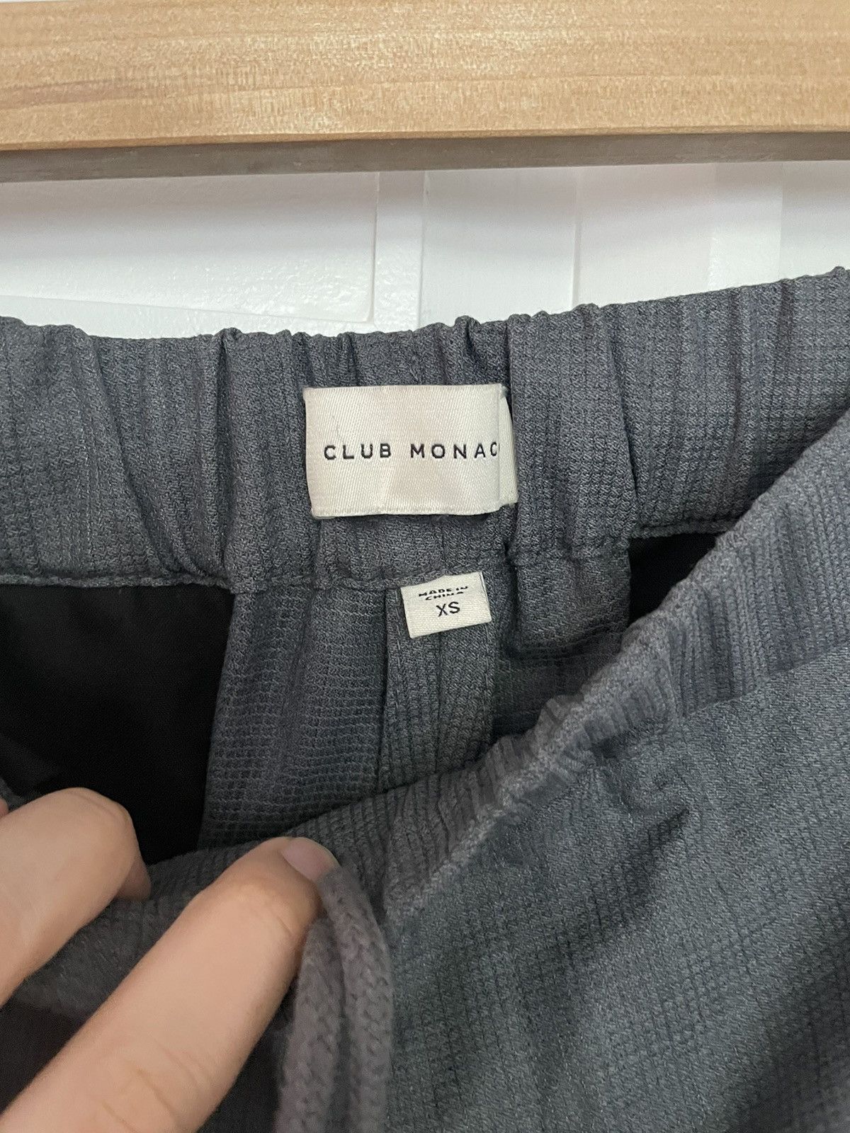 Club Monaco Club Monaco light grey drawstring casual pants Size US 28 / EU 44 - 6 Thumbnail