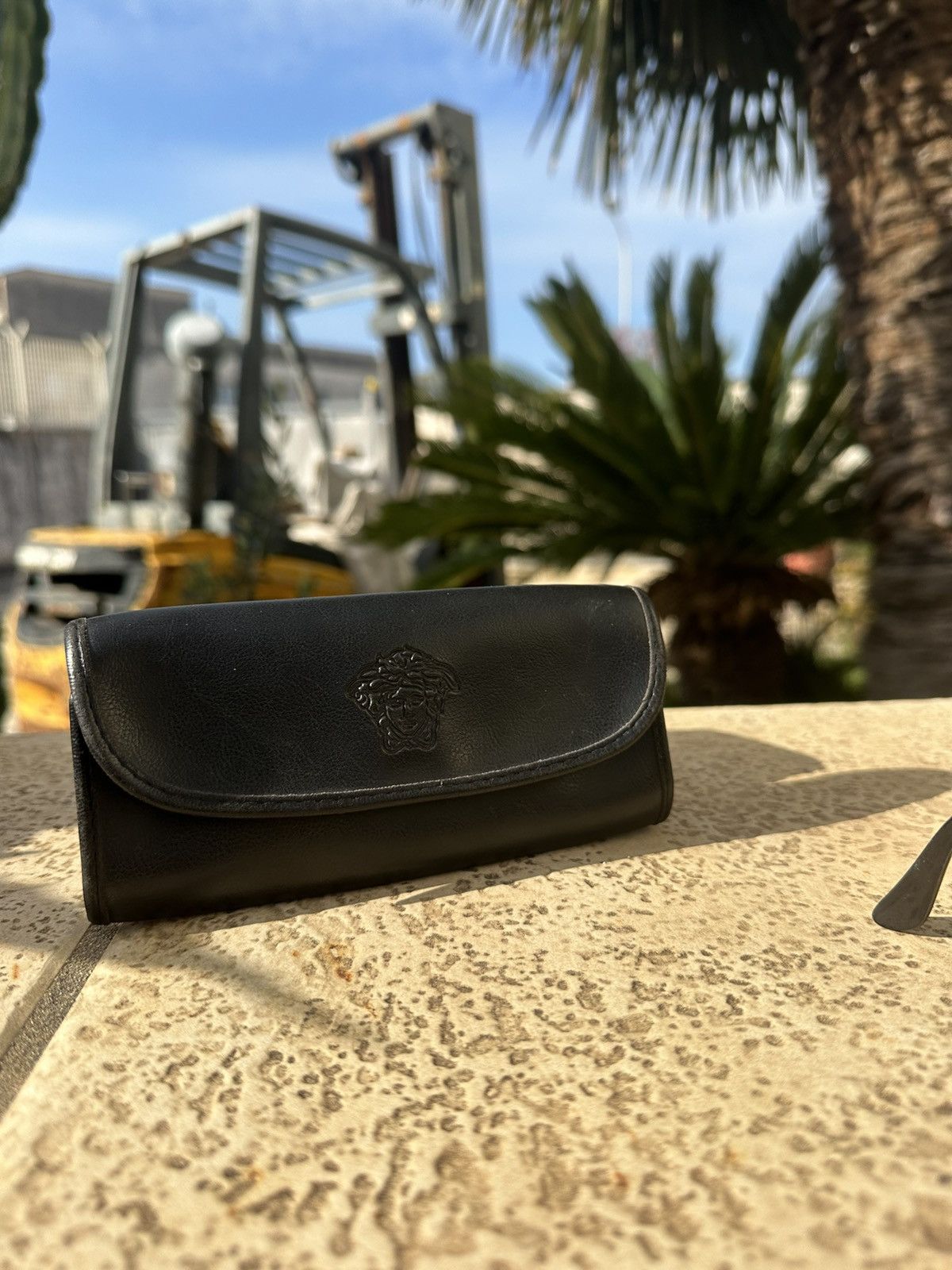 Versace Gianni Versace Sunglasses Vintage Grey/Black Medusa mod.402 Size ONE SIZE - 2 Thumbnail