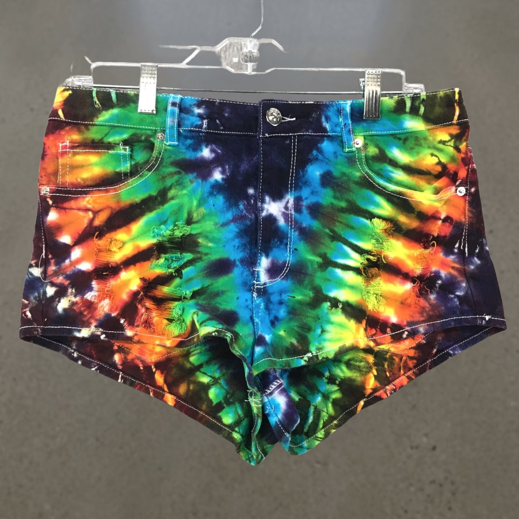 H&M Divided by H&M Cut Off Shorts Womens 12 Multicolor Tie Dye High Rise 5 Pockets Size 24" / US 00 / IT 34 - 1 Thumbnail