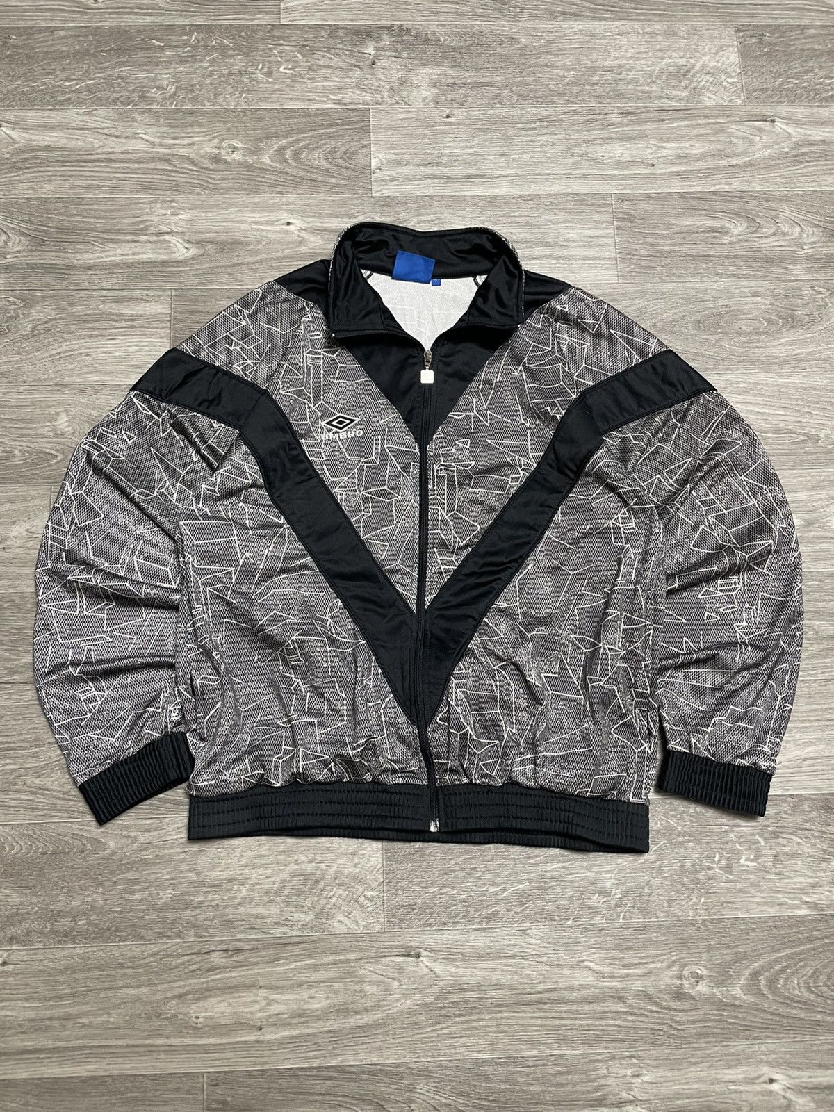 Umbro Vintage 90s Umbro Geometric Pattern Zip-Up Track Jacket Size US XL / EU 56 / 4 - 1 Thumbnail