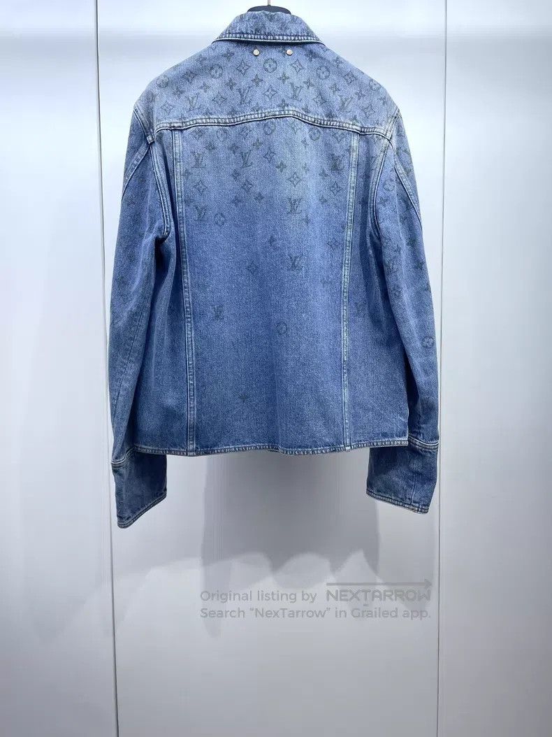 Louis Vuitton Louis Vuitton Gradient full-print denim jacket Size US M / EU 48-50 / 2 - 2 Thumbnail