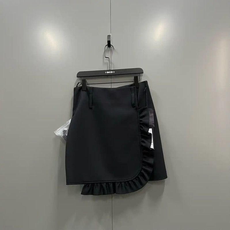 Prada Prada Black Cotton Summer Mini Skirt Size 28" / US 6 / IT 42 - 1 Thumbnail