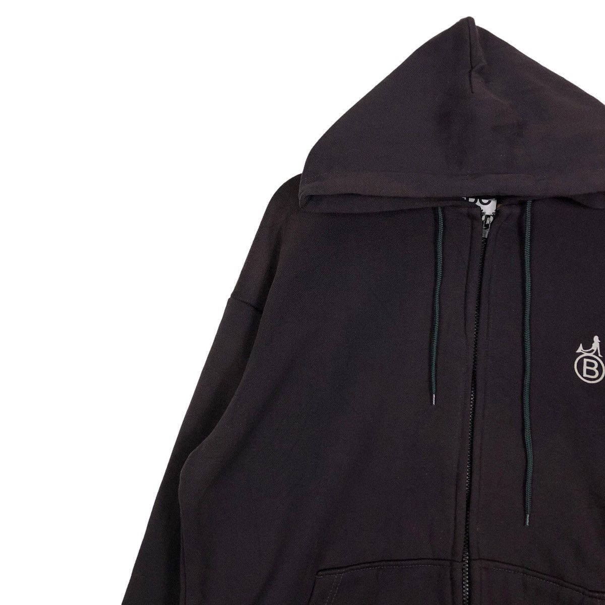 Camber Vintage Hoodie Camber Made in USA London Big Logo Spell Out Size US L / EU 52-54 / 3 - 7 Thumbnail