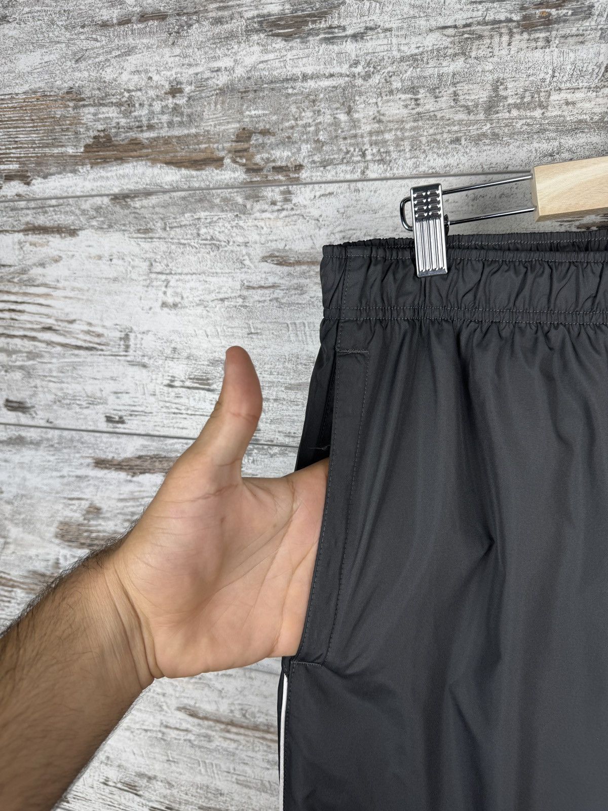 Nike Mens Vintage Nike swoosh nylon sweatpants y2k pants drill Size US 34 / EU 50 - 5 Thumbnail