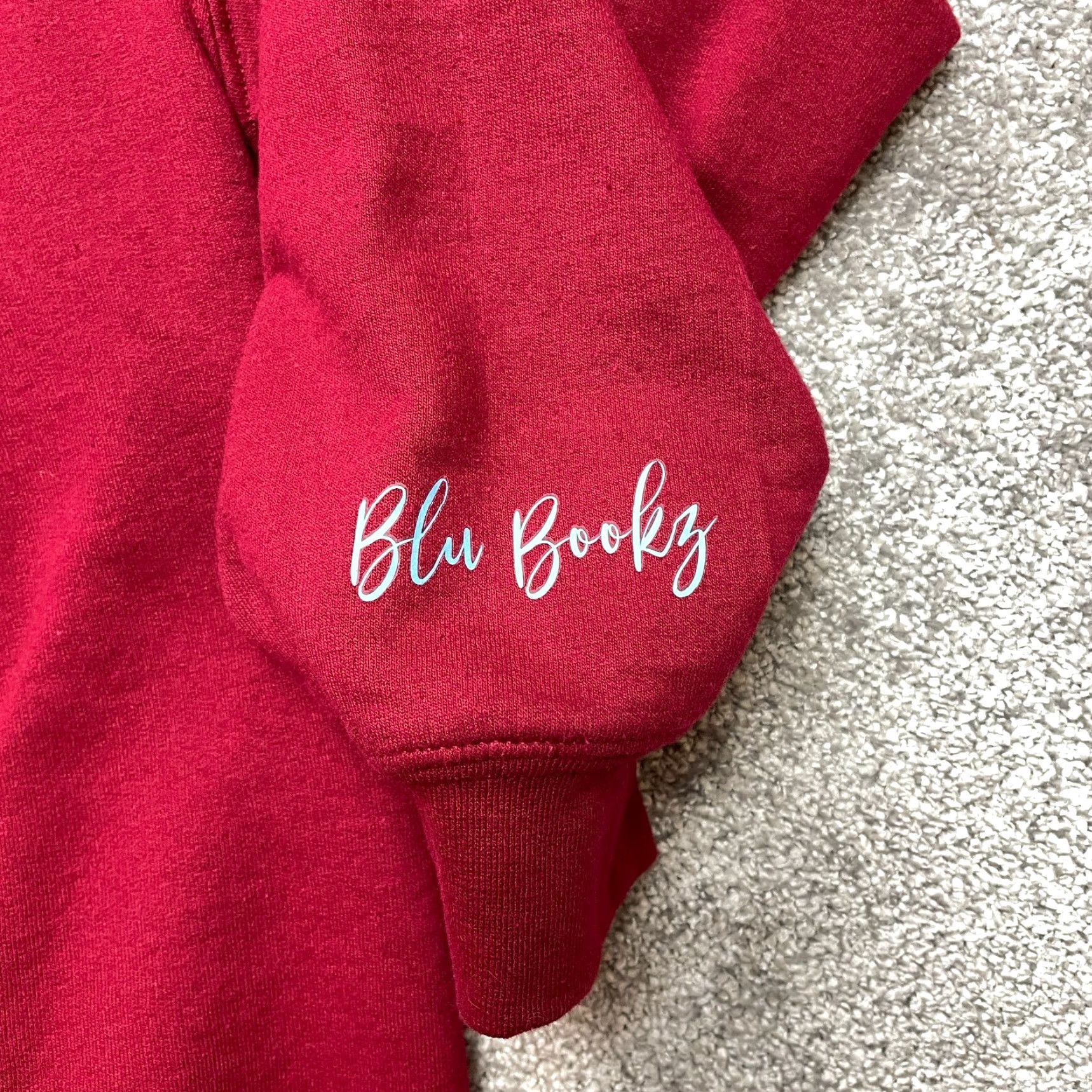 Gildan Gildan Heavy Blend Sweatshirt Adult Medium Dark Red Happy Holidays Pullover Crew Sweatshirt Mens Girls Unisex Adults Christmas Theme Size US M / EU 48-50 / 2 - 2 Thumbnail