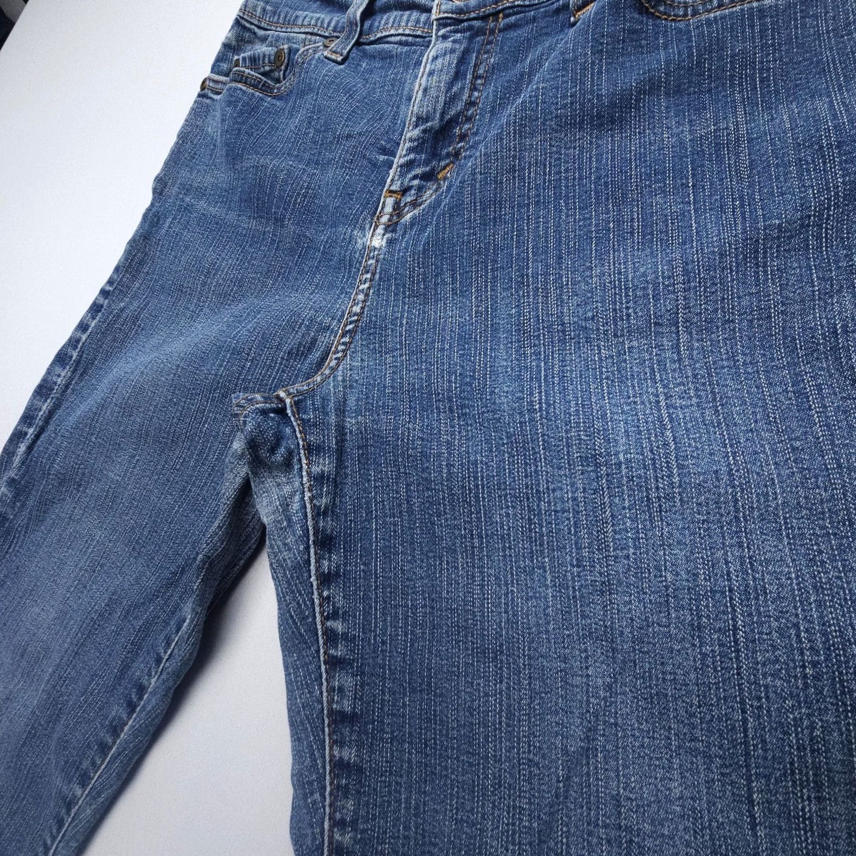 Levi's VINTAGE Levi's 512 Jeans Women Size 10 Blue Slim Straight 5-Pocket Denim Dark Wash Size 32" / US 10 / IT 46 - 6 Thumbnail