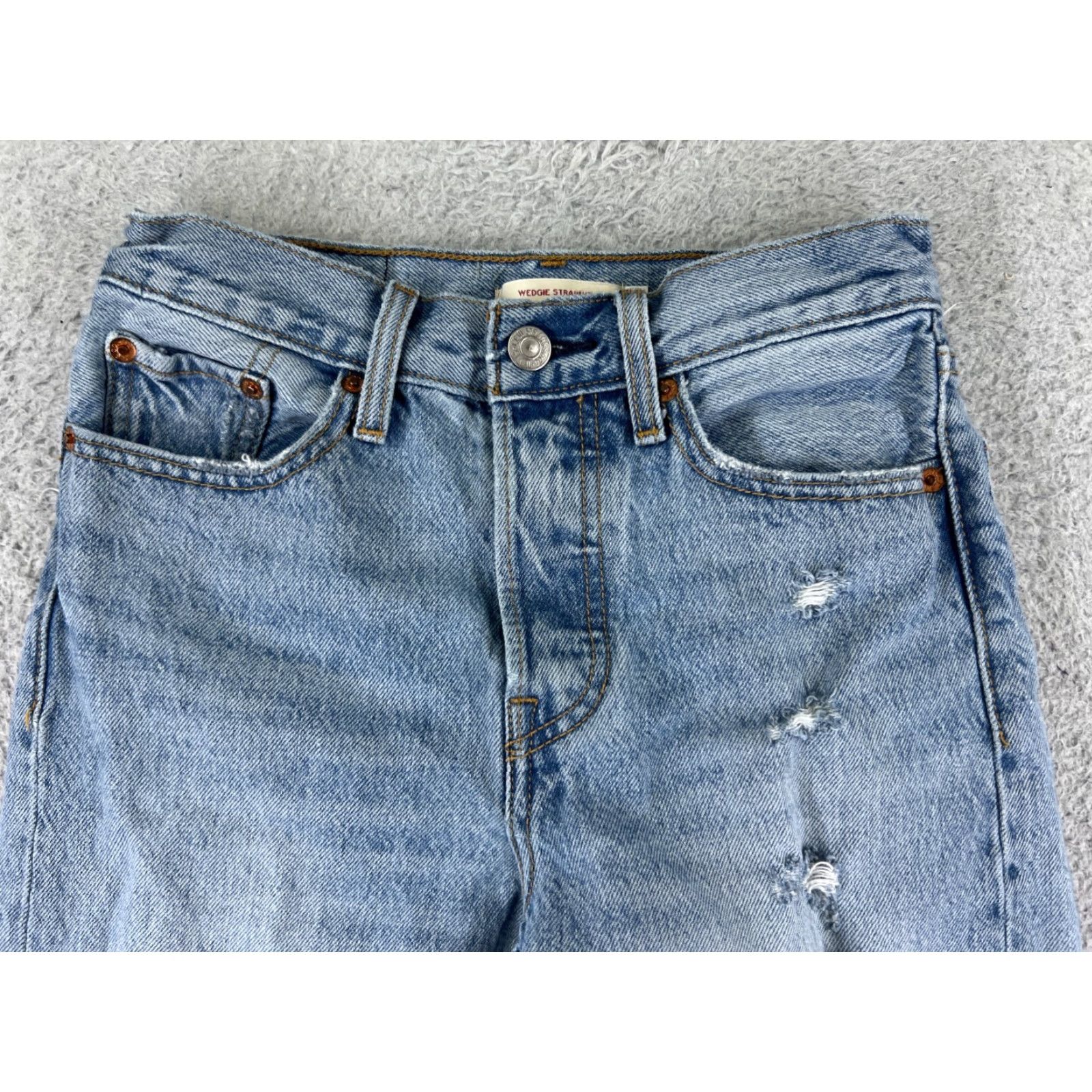 Levi's Levi's Wedgie Fit Jeans Blue Denim Women's Regular 24 Mid Rise Straight Stretch Distressed Casual Size 42" / US 20 - 4 Thumbnail