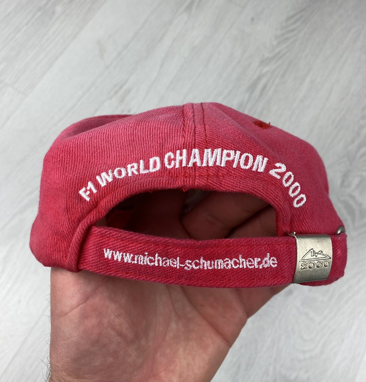 Vintage Vintage Michael Schumacher 2000 World Champion Ferrari Cap Size ONE SIZE - 6 Thumbnail