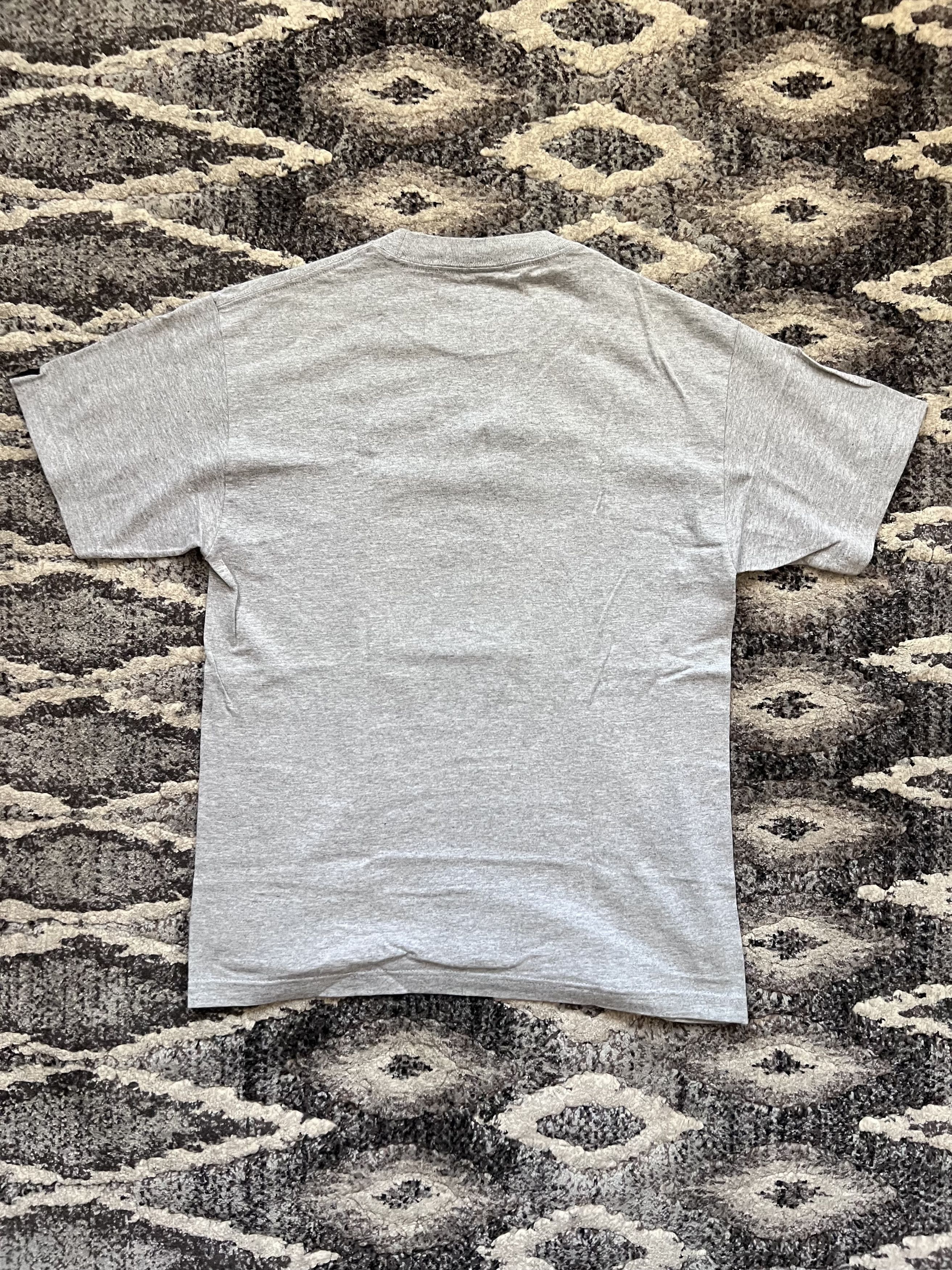 Undefeated Vintage Undefeated T-Shirt from early 2000s Size US M / EU 48-50 / 2 - 2 Thumbnail