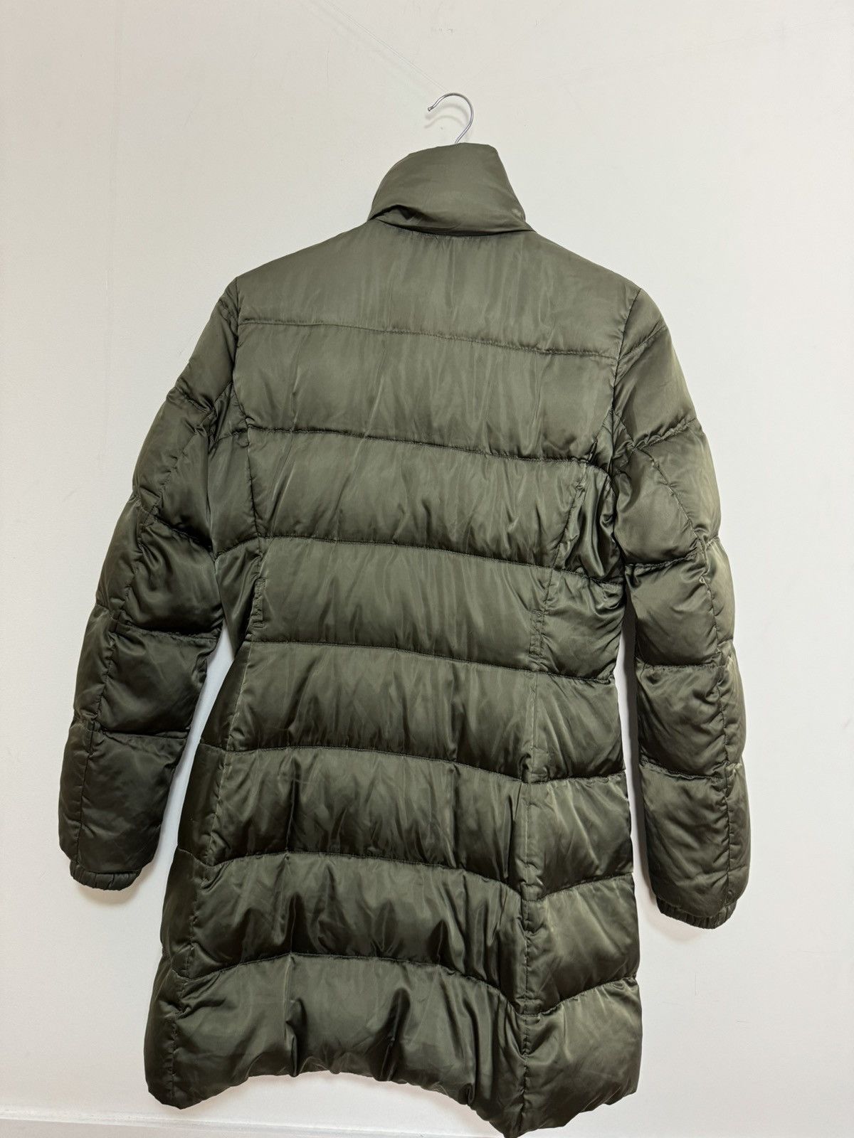 Prada Prada puffer jacket down luxury olive with logo Size M / US 6-8 / IT 42-44 - 11 Thumbnail