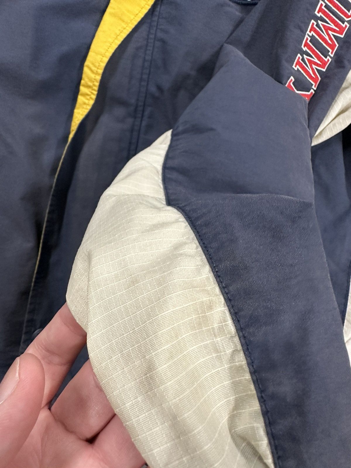 Tommy Hilfiger Vintage 90s Tommy Hilfiger Sleeve Spell Out Jacket USA Size US M / EU 48-50 / 2 - 8 Thumbnail