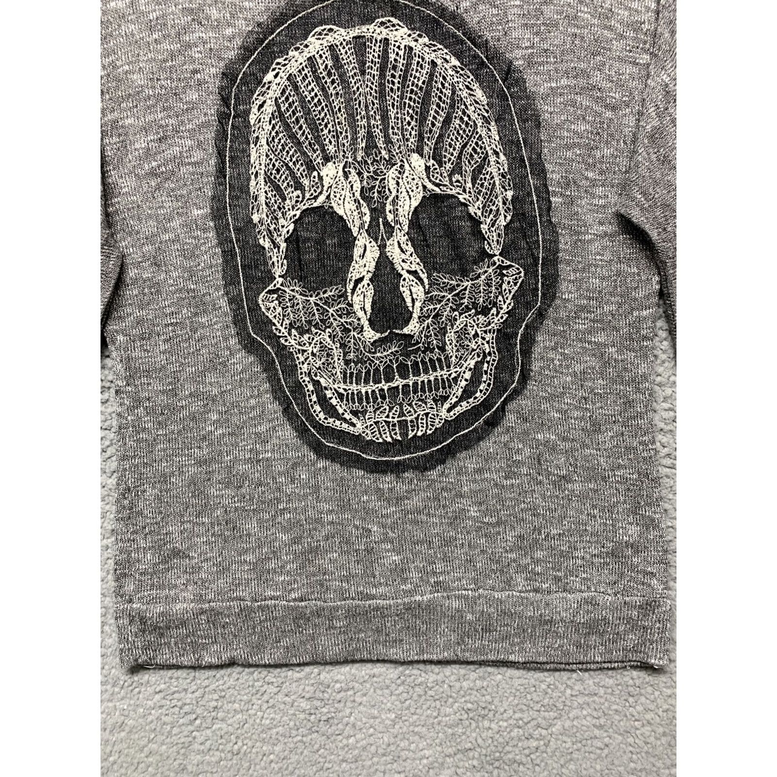 Vintage Charlotte Russe Pullover Top Women’s Sz L Heather Gray White Crocheted Skull USA Pullover Batwing Knit Casual Basic Size L / US 10 / IT 46 - 3 Thumbnail
