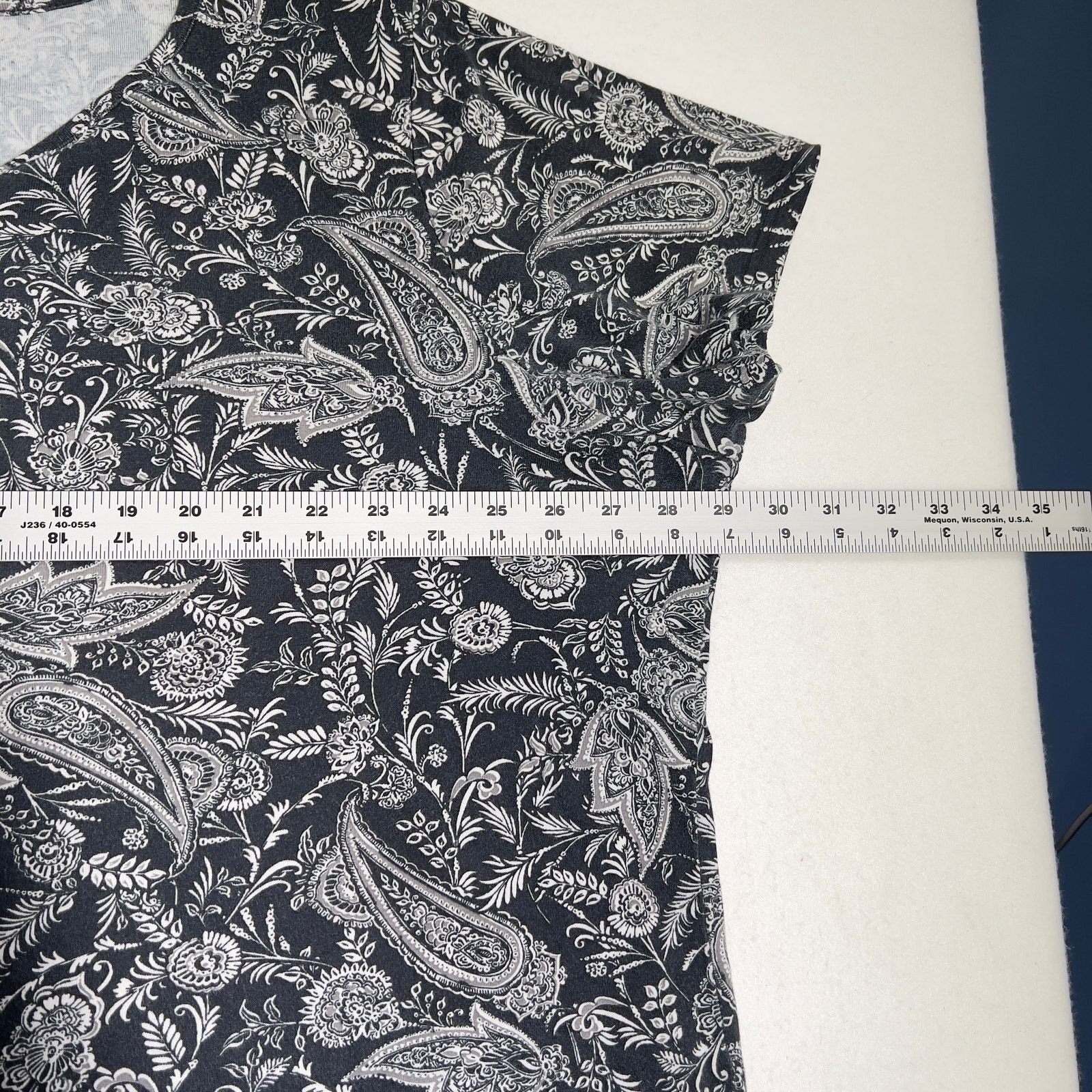 Croft & Barrow Croft & Barrow Shirt 3X Black White Floral Paisley Henley Size 3XL / US 20-22 - 7 Thumbnail
