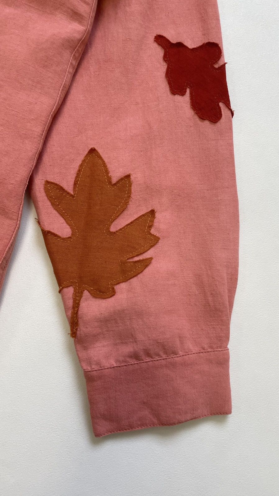 Story Mfg. Pink Linen ‘Leaf Patch Details’ Shirt Size US M / EU 48-50 / 2 - 12 Thumbnail