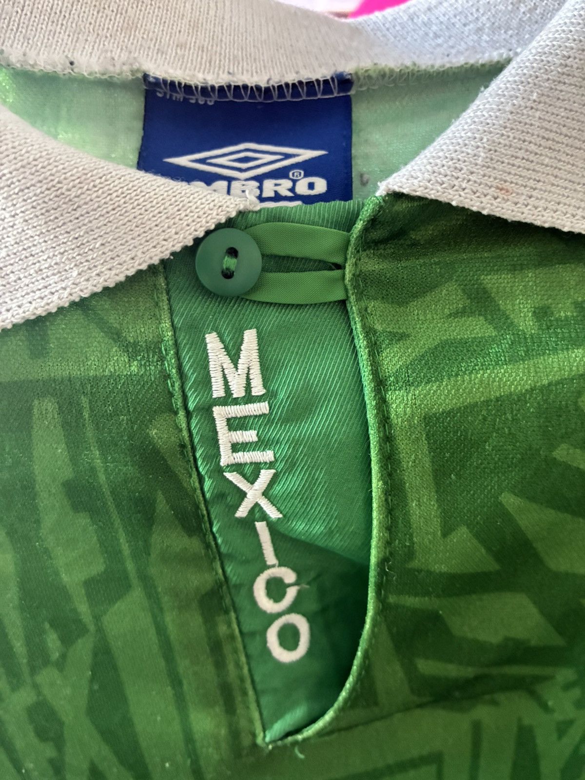 Umbro 1994 Mexico Home Jersey Size US XL / EU 56 / 4 - 10 Thumbnail