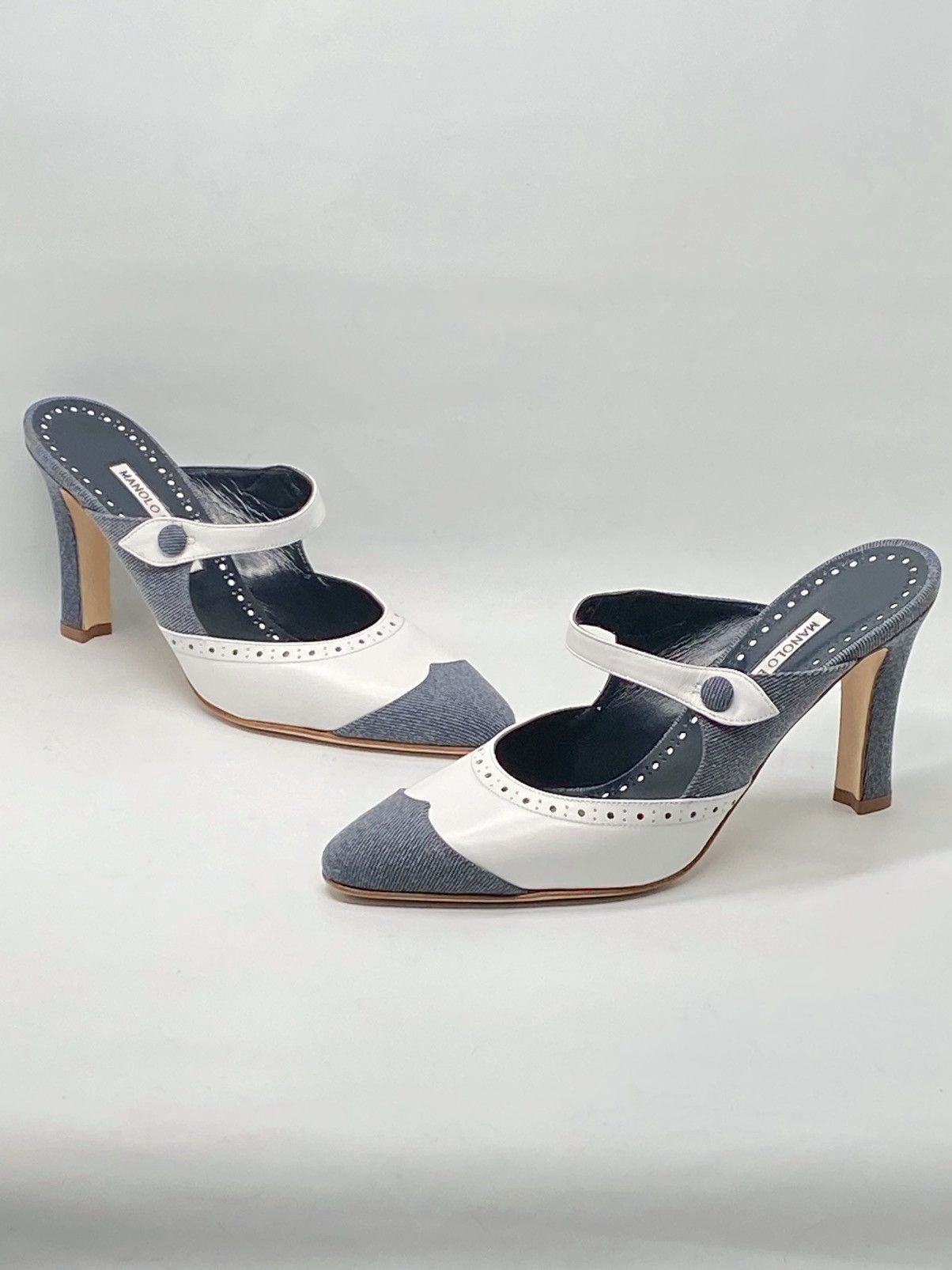 Manolo Blahnik Manolo Blahnik Agathanu 90MM Brogue Mules size 38 Size US 8 / IT 38 - 10 Thumbnail
