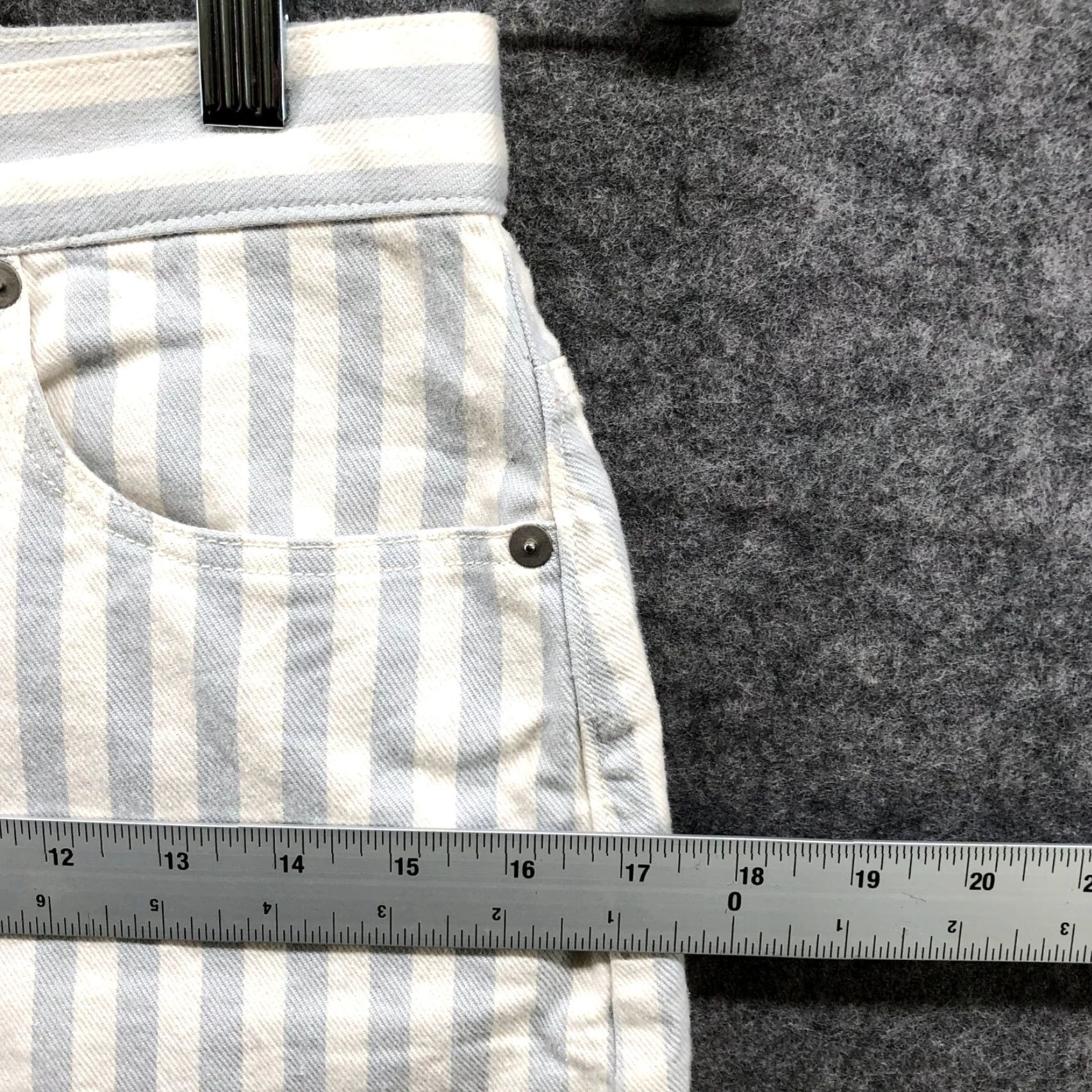 Madewell VINTAGE Madewell Women’s Denim Mini Skirt A-Line Stretch Size 26 Blue White Casual Size 26" / US 2 / IT 38 - 7 Thumbnail