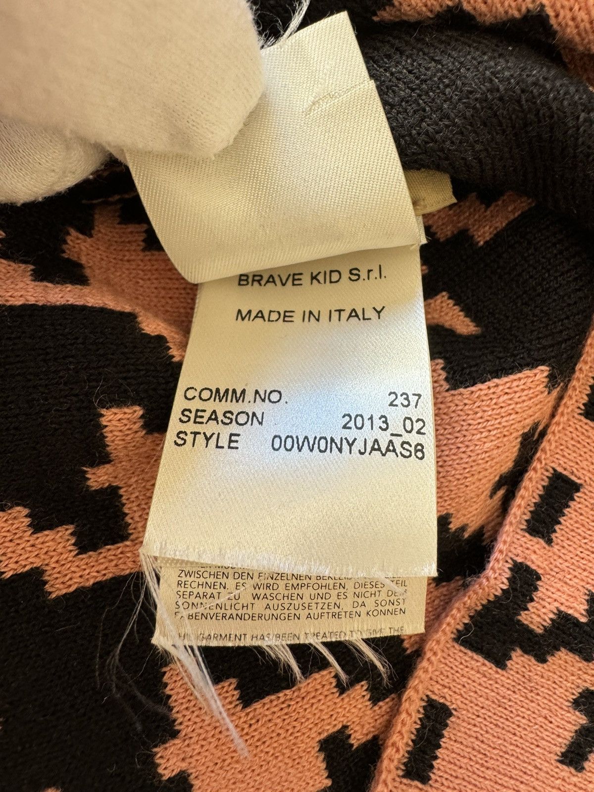 John Galliano JOHN GALLIANO Saumon Neck Warmer Size ONE SIZE - 6 Thumbnail