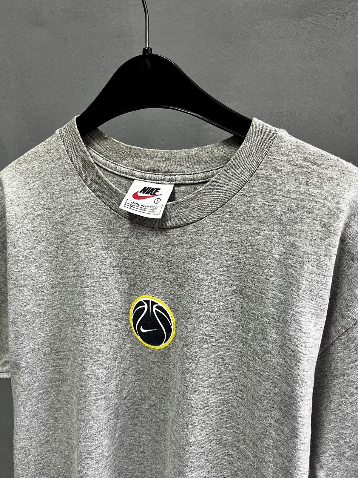 Nike × Vintage Nike basketball t shirt vintage Size US S / EU 44-46 / 1 - 4 Thumbnail