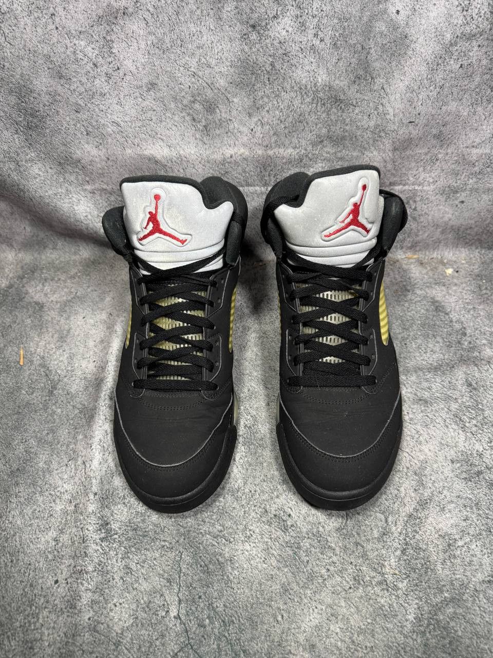 Jordan Brand Size 13 | Jordan 5 Metallic No Box | Pre-Owned Size US 13 / EU 46 - 4 Thumbnail