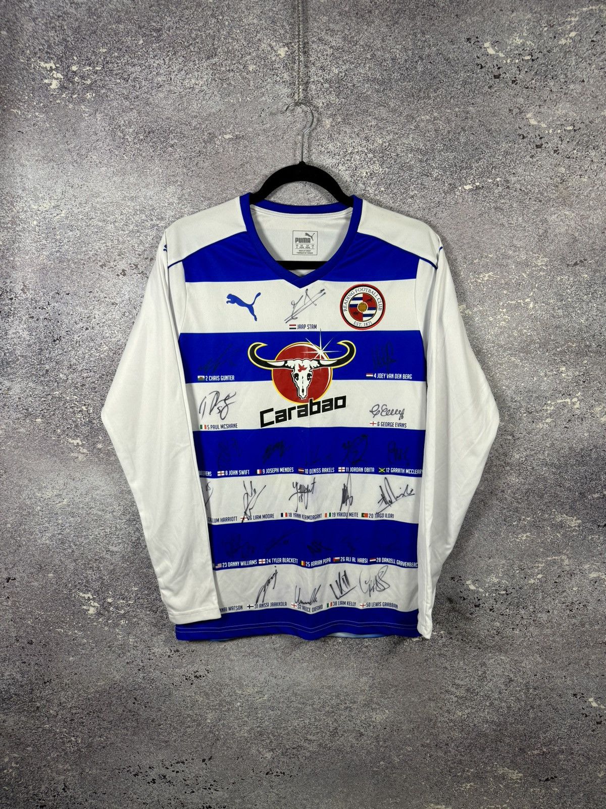 Puma × Vintage Reading 2016/17 Puma Jersey All Team Autographs Blokcore S Size US S / EU 44-46 / 1 - 1 Thumbnail