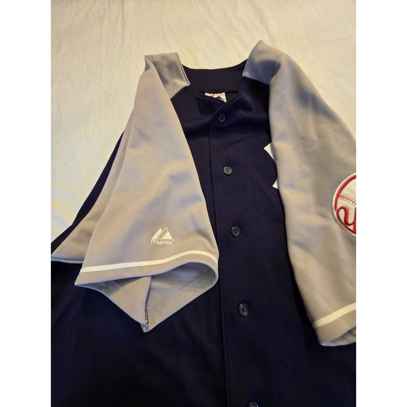 Majestic New York Yankees Majestic Men's Size Xl Baseball Jersey Size US XL / EU 56 / 4 - 6 Thumbnail