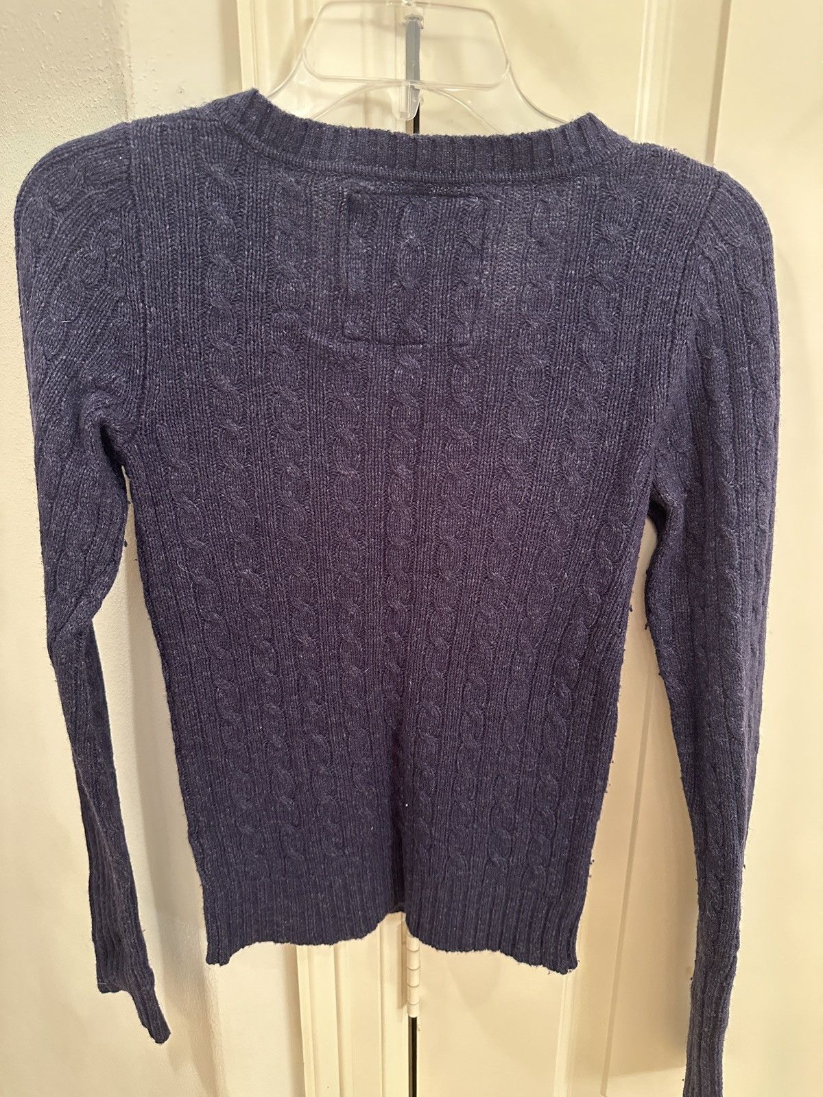 Abercrombie & Fitch Women’s Abercrombie & Fitch Navy Blue Sweater, size M Size M / US 6-8 / IT 42-44 - 3 Thumbnail