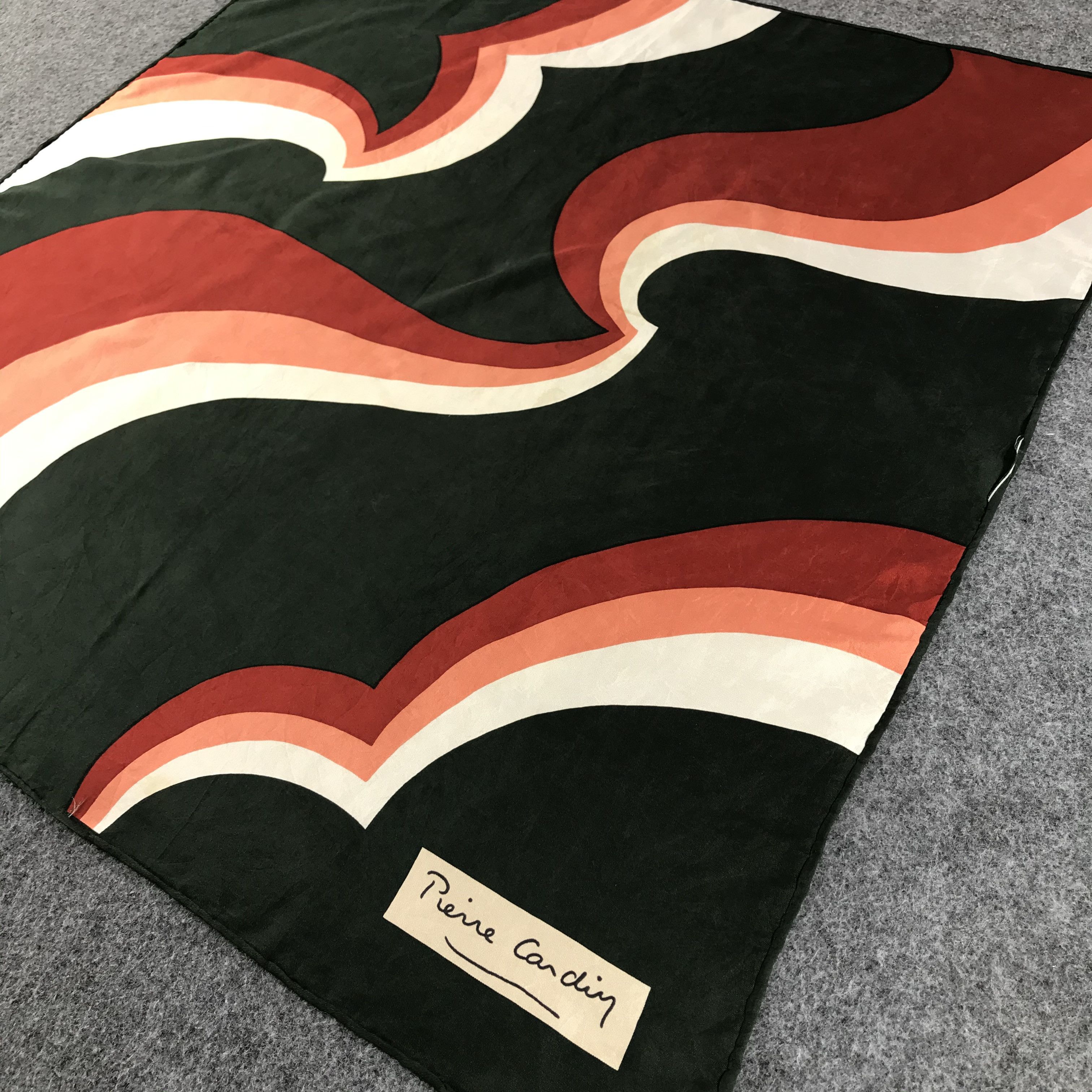 Pierre Cardin Pierre Cardin Abstract Design Silk Scarf M45 Size ONE SIZE - 3 Thumbnail