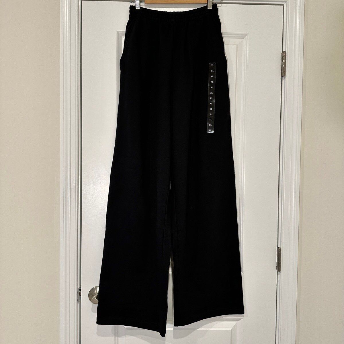 Pre-owned Balenciaga Fw22 Sticker Sweatpants In Black