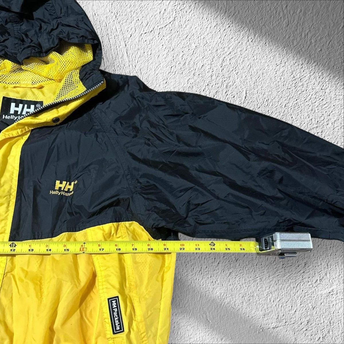 Helly Hansen helly hansen jacket men’s small yellow Black lightweight Size US S / EU 44-46 / 1 - 3 Thumbnail