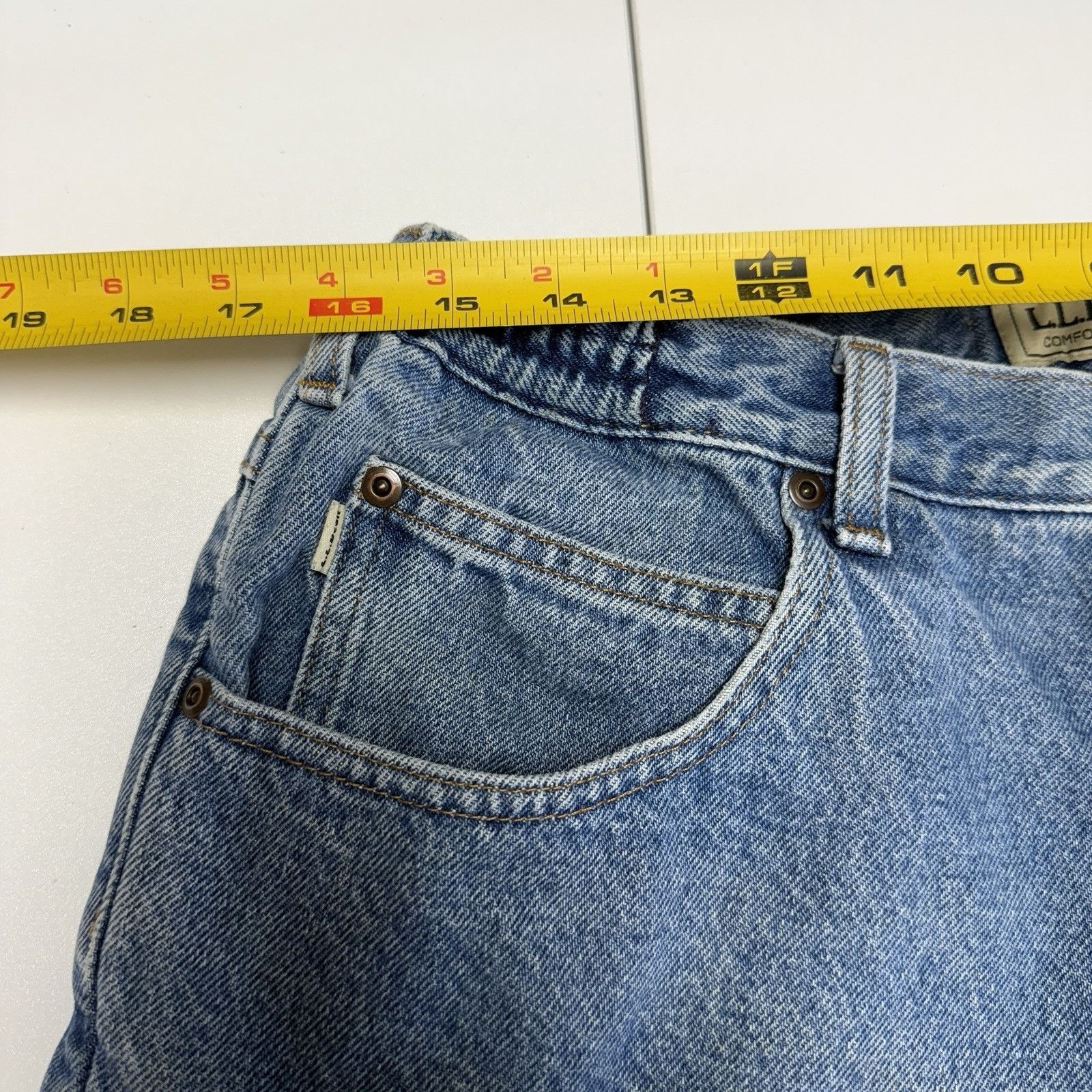 L.L. Bean LL Bean Flannel Lined Jeans Mens Size 35 (31x25) Blue Comfor Size US 35 - 10 Thumbnail