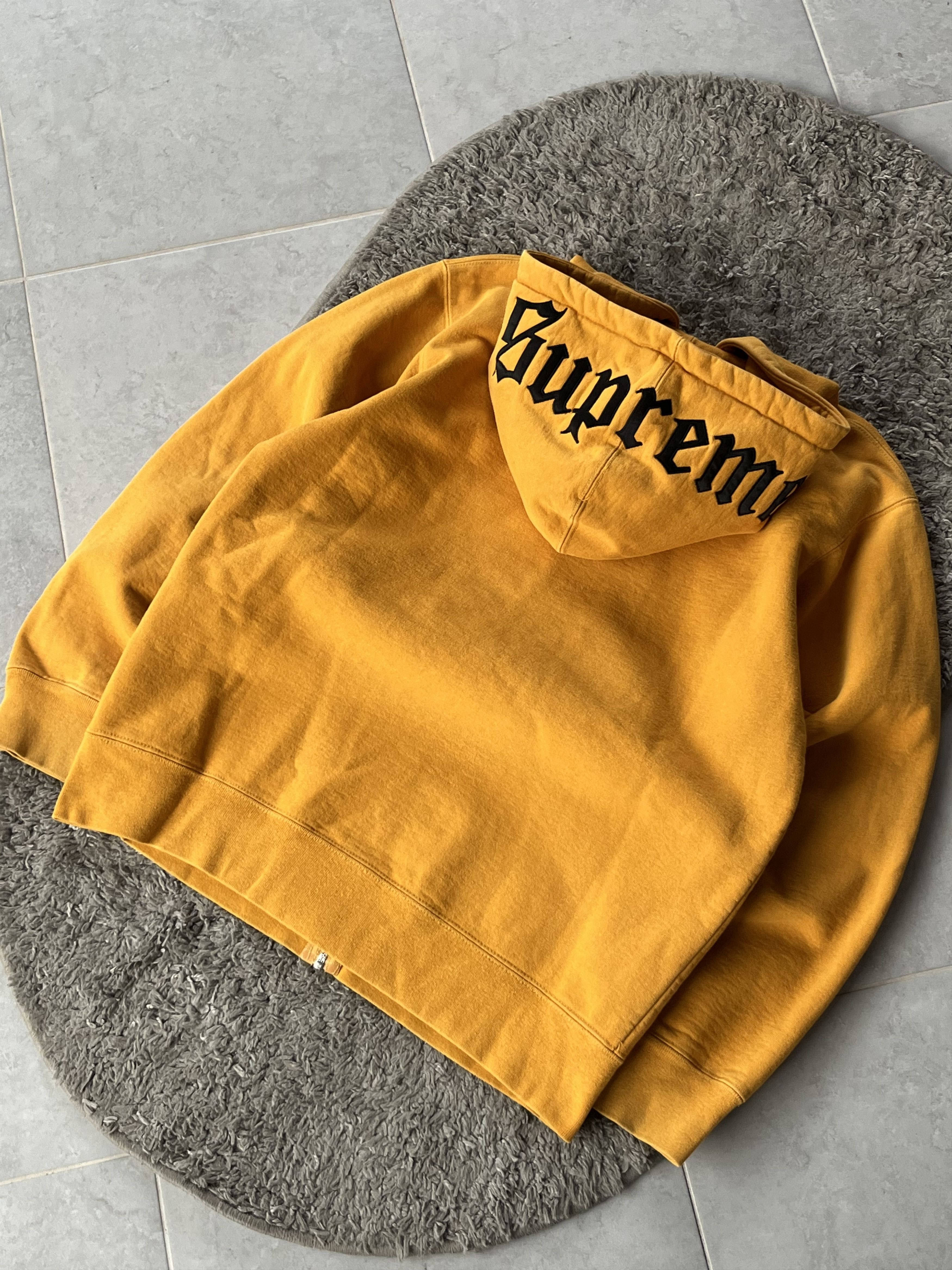 Supreme Luxury Zip Hoodies Supreme Old English Hood Streetwear Size US M / EU 48-50 / 2 - 6 Thumbnail