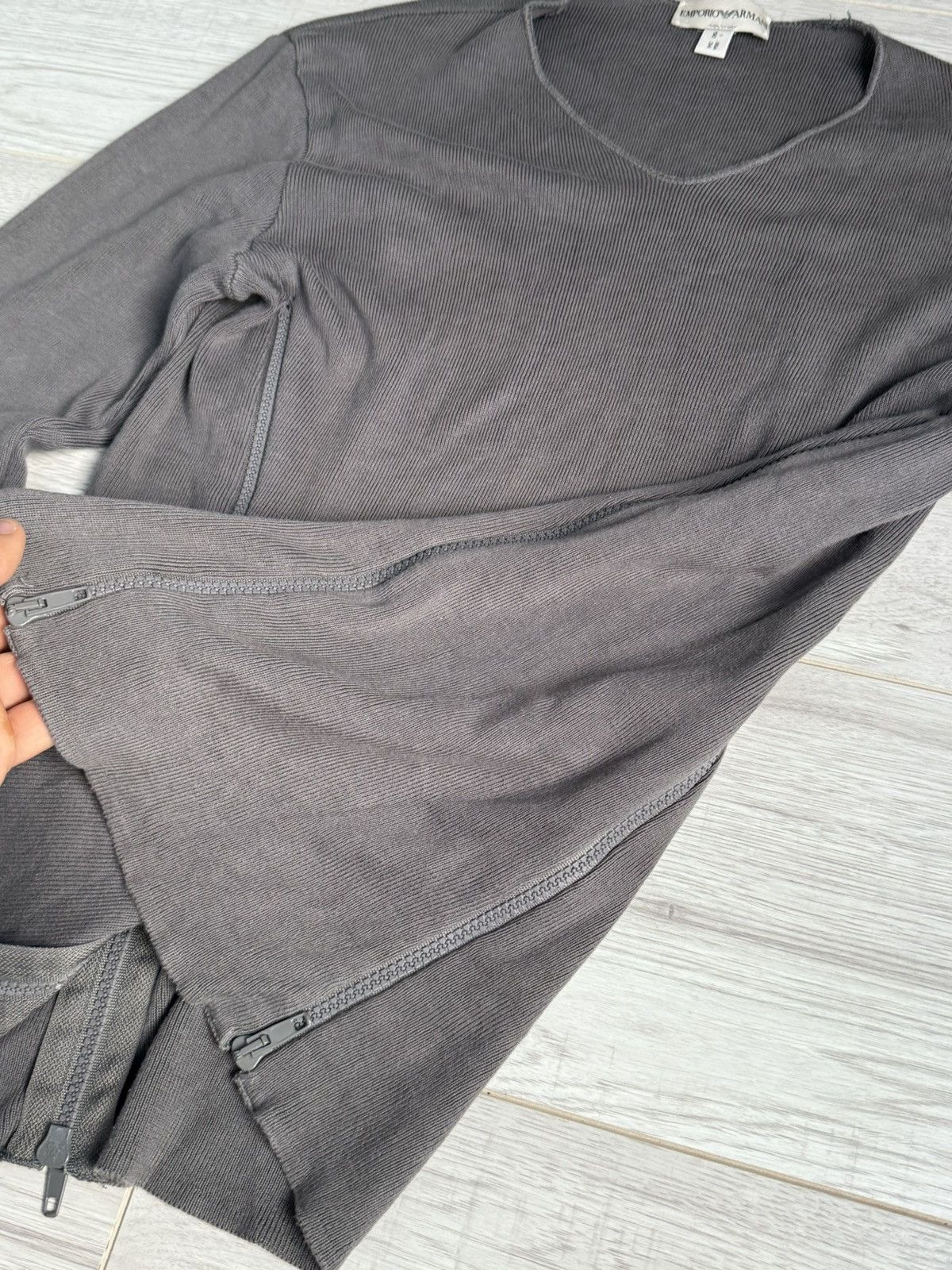 Emporio Armani Vintage Avant Garde long Sleeve crewneck Emporio Armani Size US L / EU 52-54 / 3 - 3 Thumbnail