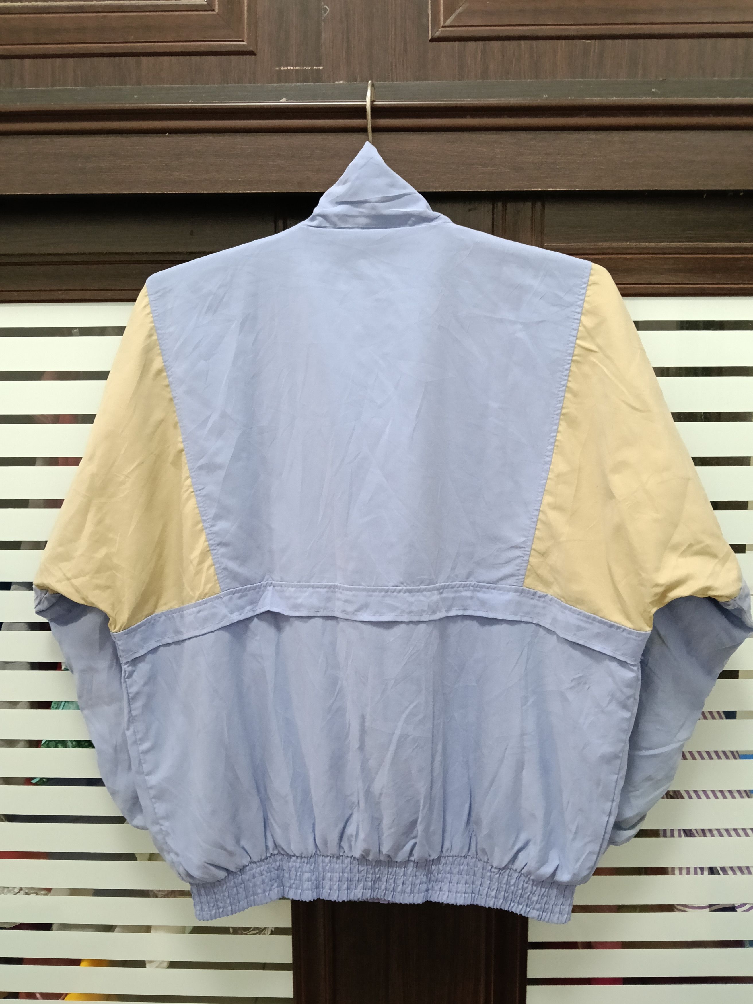 Canterbury of New Zealand 💥Vtg Canterbury Windbreaker Color Block💥 Size US L / EU 52-54 / 3 - 6 Thumbnail