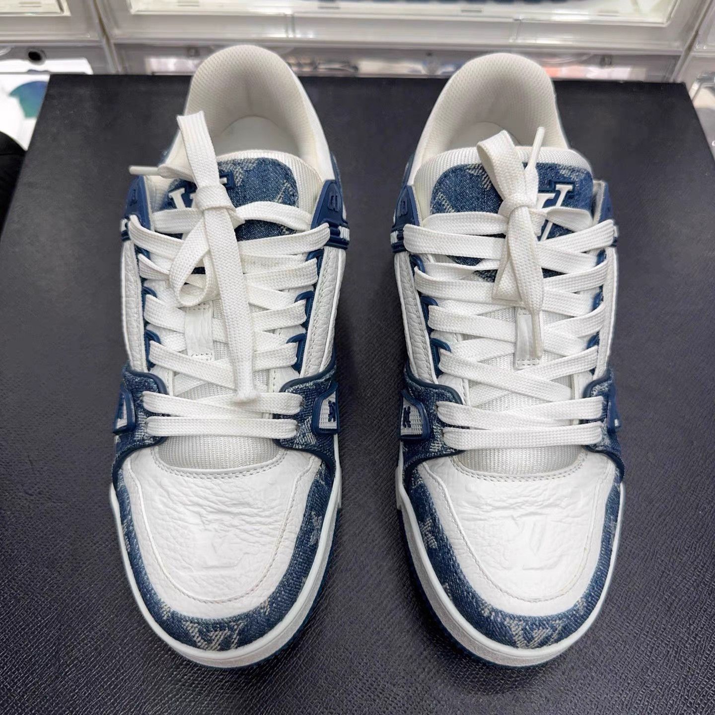 Louis Vuitton LV Louis Vuitton Trainer Blue White Denim Sneakers Size US 7.5 / IT 37.5 - 2 Thumbnail