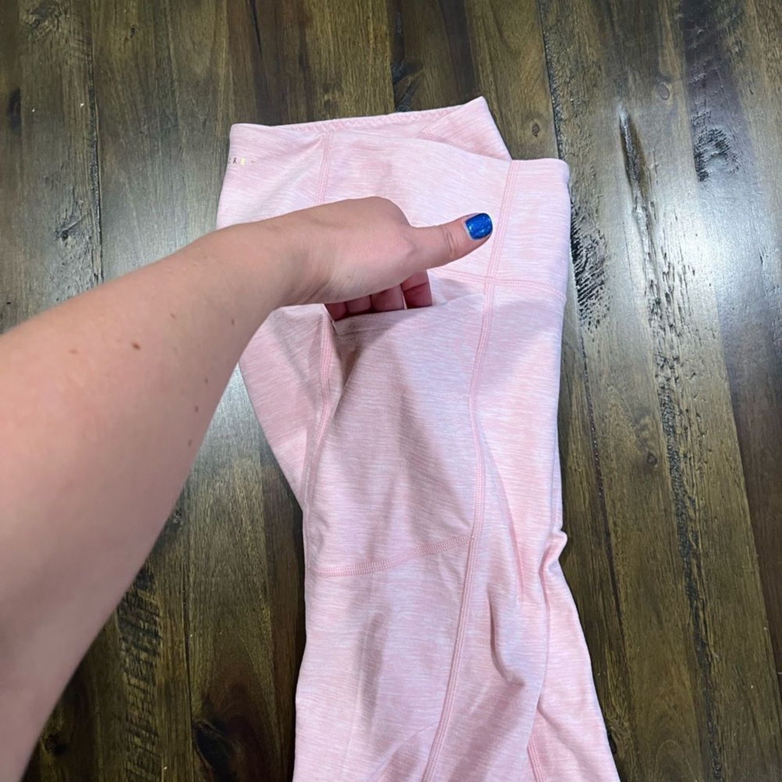 Victoria's Secret NWOT Victoria's Secret Athletic Ankle Length Leggings Sz 12 Size 34" / US 12 / IT 48 - 5 Thumbnail