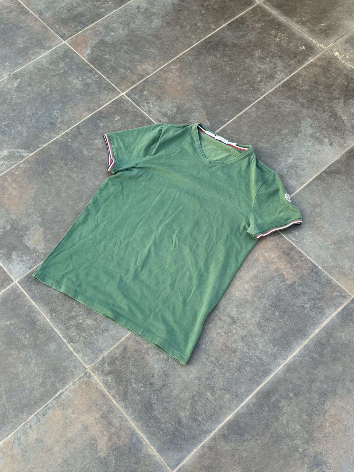 Moncler T-shirt Moncler Size US M / EU 48-50 / 2 - 1 Thumbnail