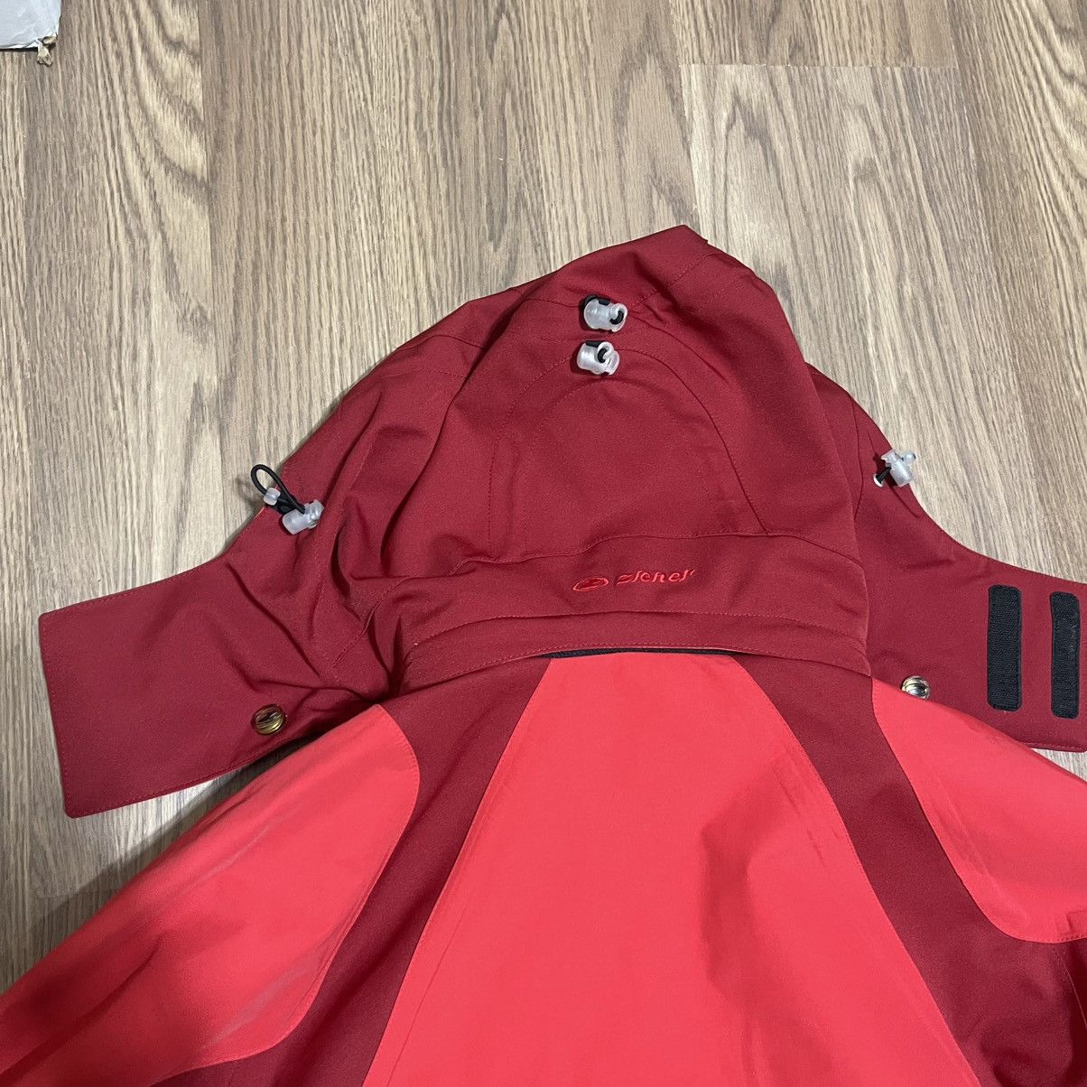 Other Ziener insulated multipocket hooded red ski jacket Size US XL / EU 56 / 4 - 9 Thumbnail