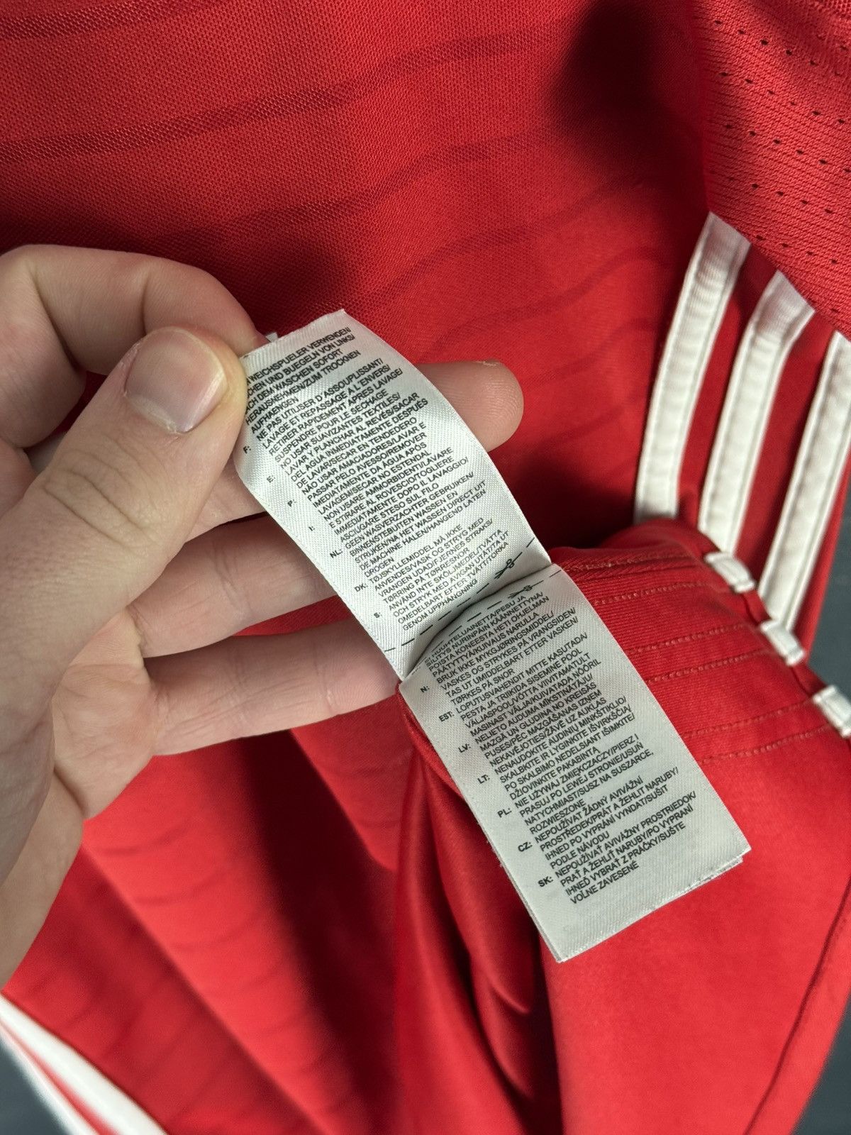 Adidas Sanches Bayern Munich Jersey Home football shirt 2016 Adidas Size US S / EU 44-46 / 1 - 12 Thumbnail