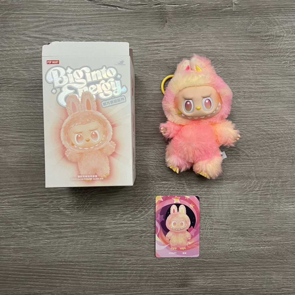 POP MART Labubu Big Into Energy Loyalty Monster Size ONE SIZE - 2 Thumbnail