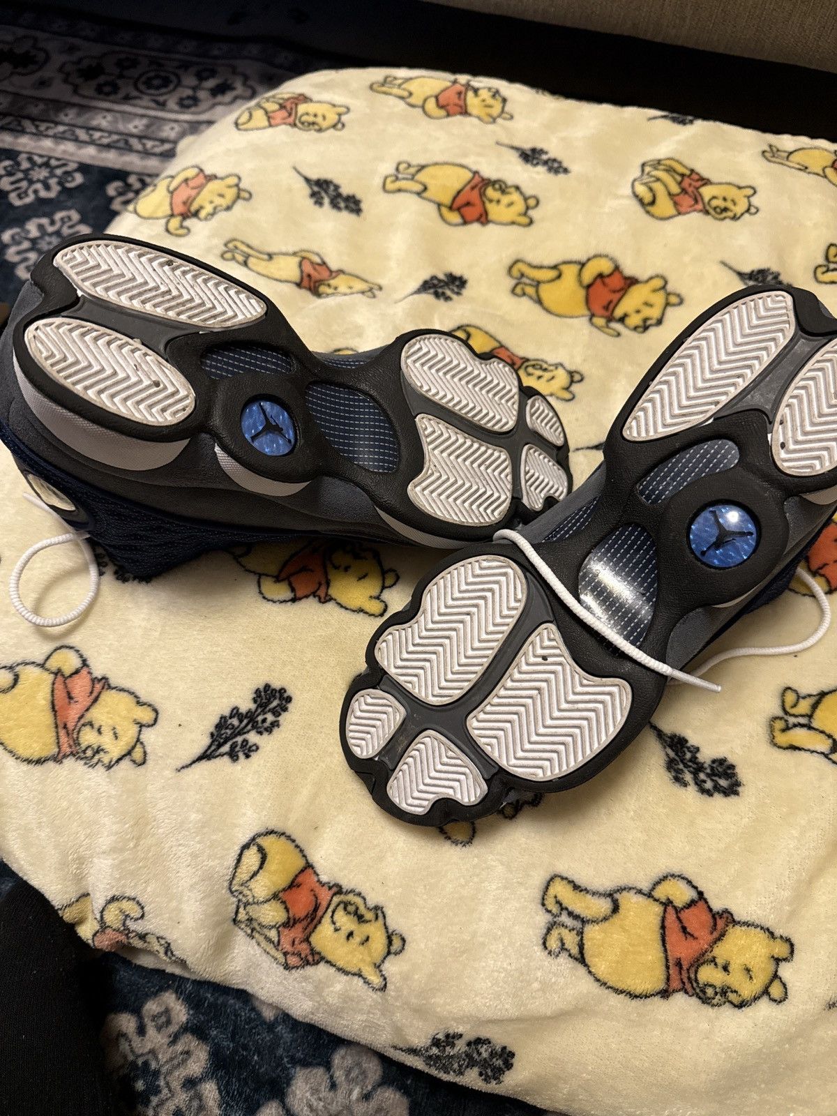 Jordan Brand Blue and White 13’s Size US 7 / EU 40 - 2 Thumbnail