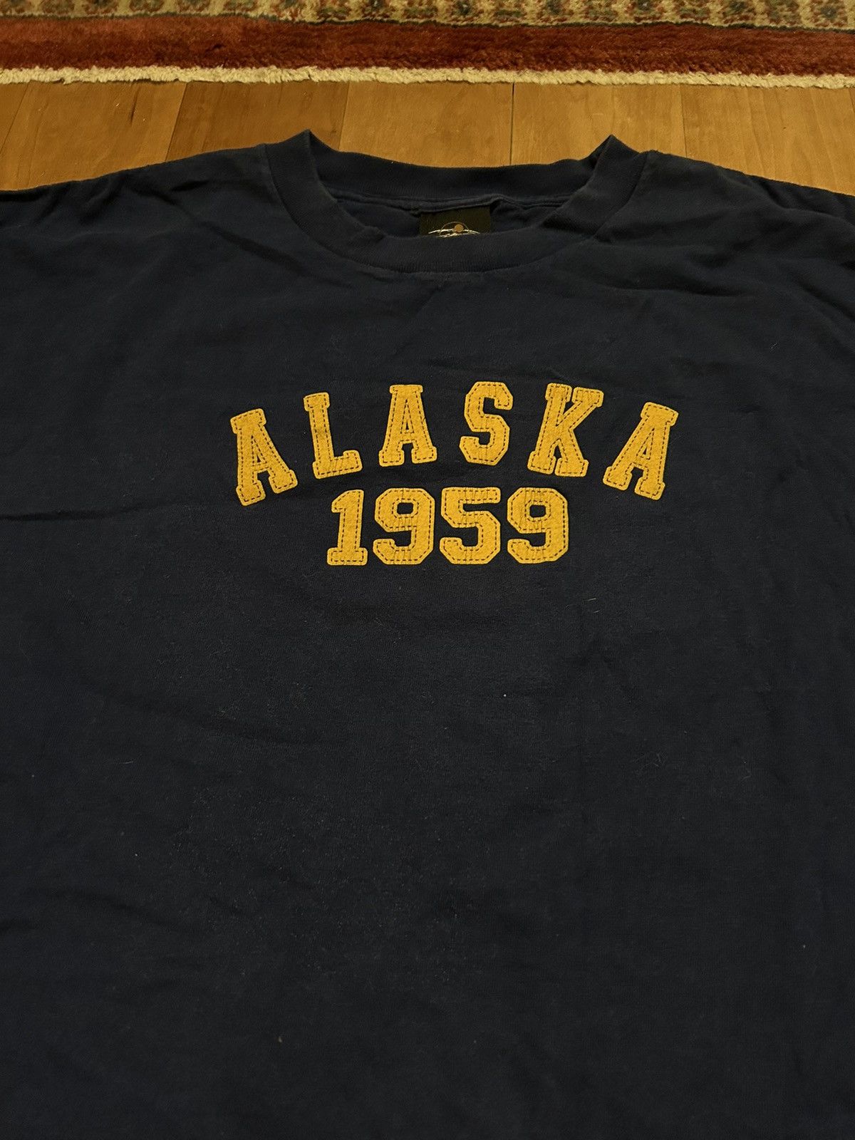 Vintage Vintage Alaska Tshirt Size US L / EU 52-54 / 3 - 3 Thumbnail