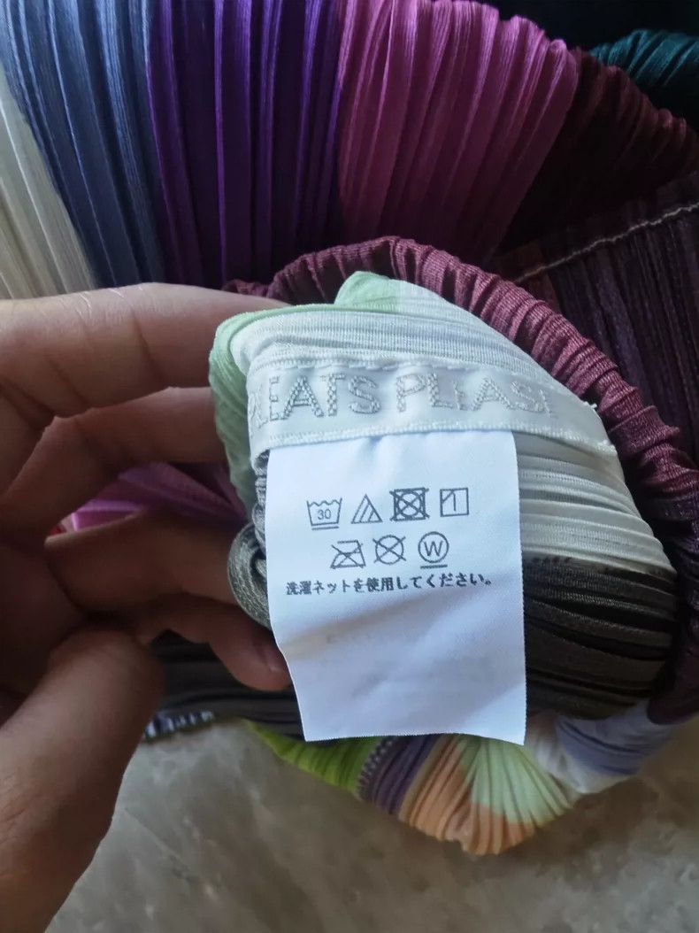 Issey Miyake Issey Miyake size:3 Colorful striped dress Size XS / US 0-2 / IT 36-38 - 4 Thumbnail