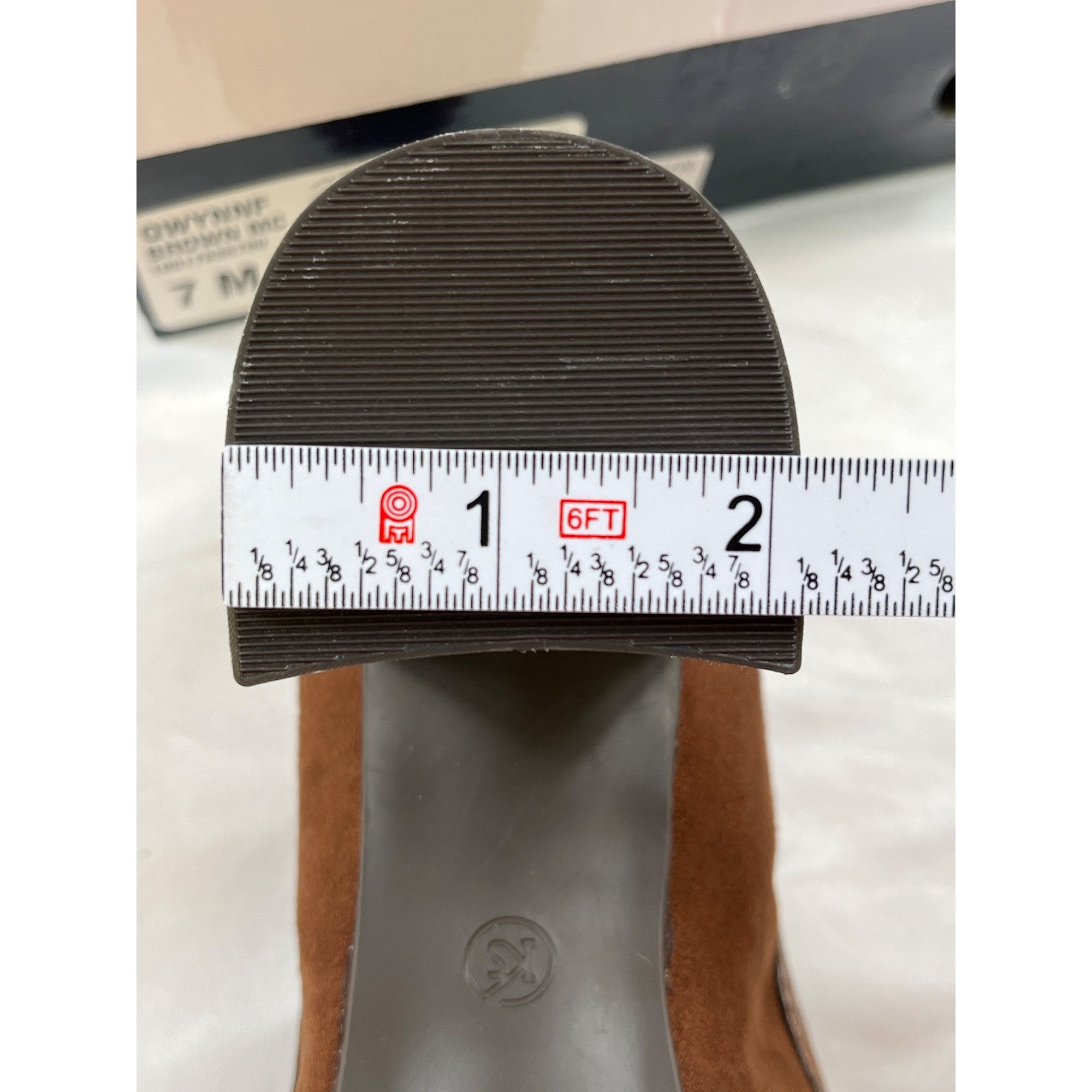 Designer Karen Scott Womens Brown loafer Heels Size 7M SKU 7303 Size US 7 / IT 37 - 15 Thumbnail